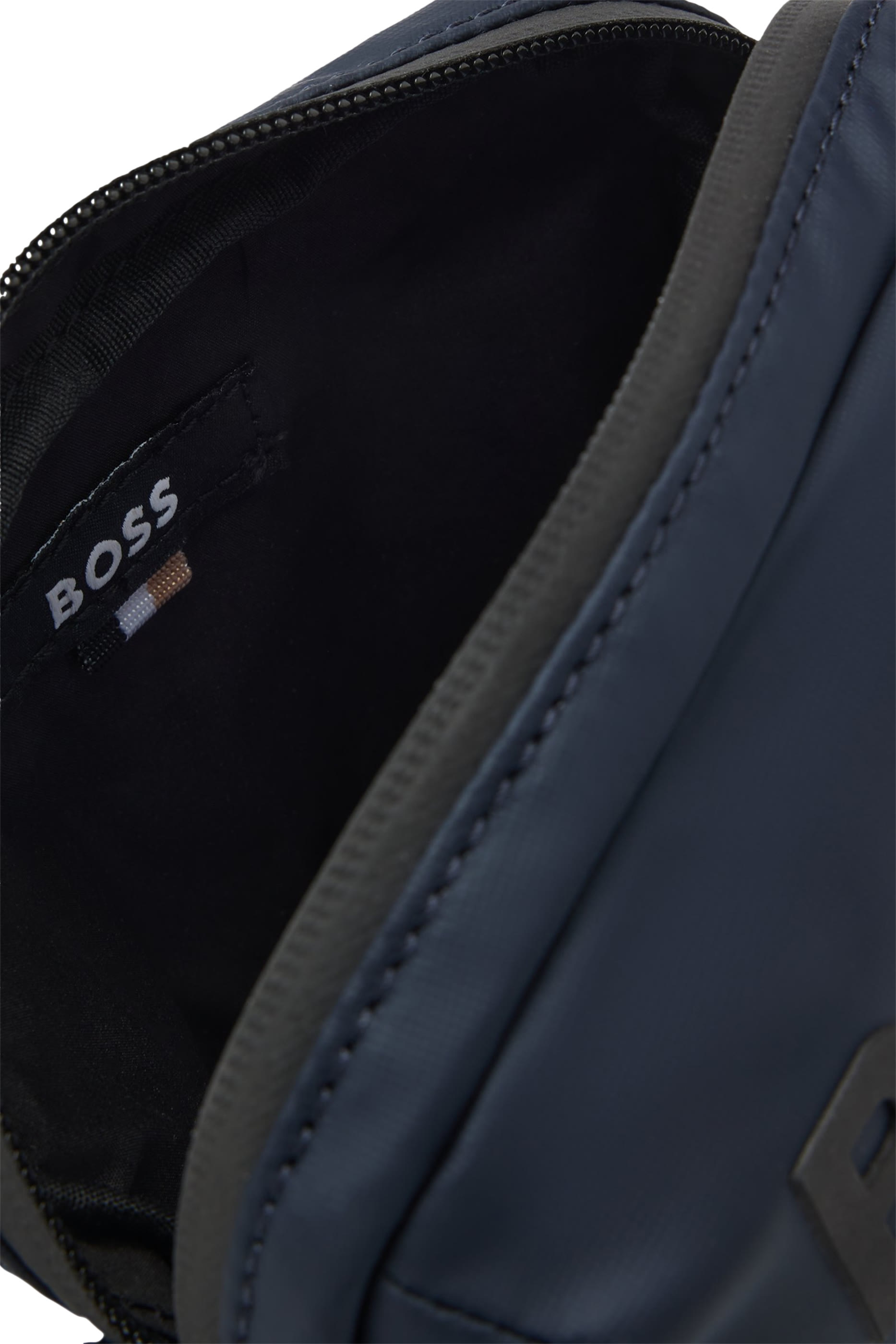 حقيبة ريبورتر بشعار الماركة بنفس اللون جلد صناعي 