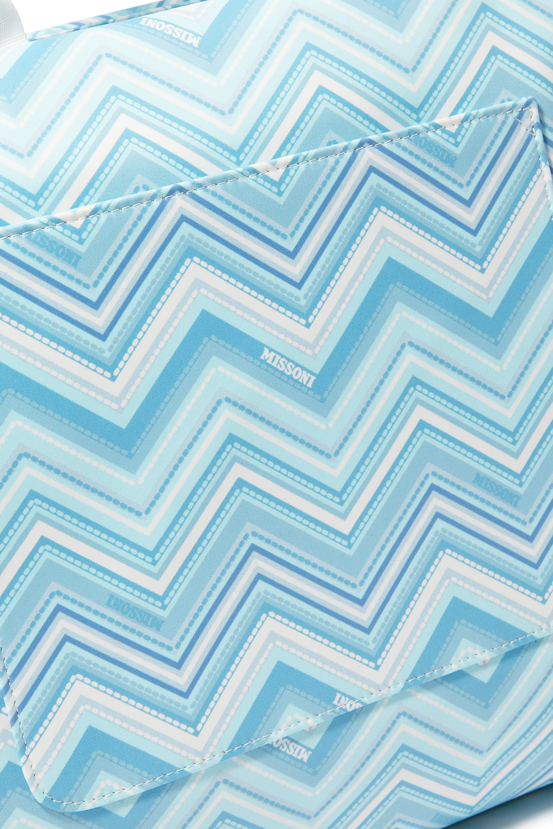 حقيبة مستلزمات أطفال بنقشة خطوط متعرجة