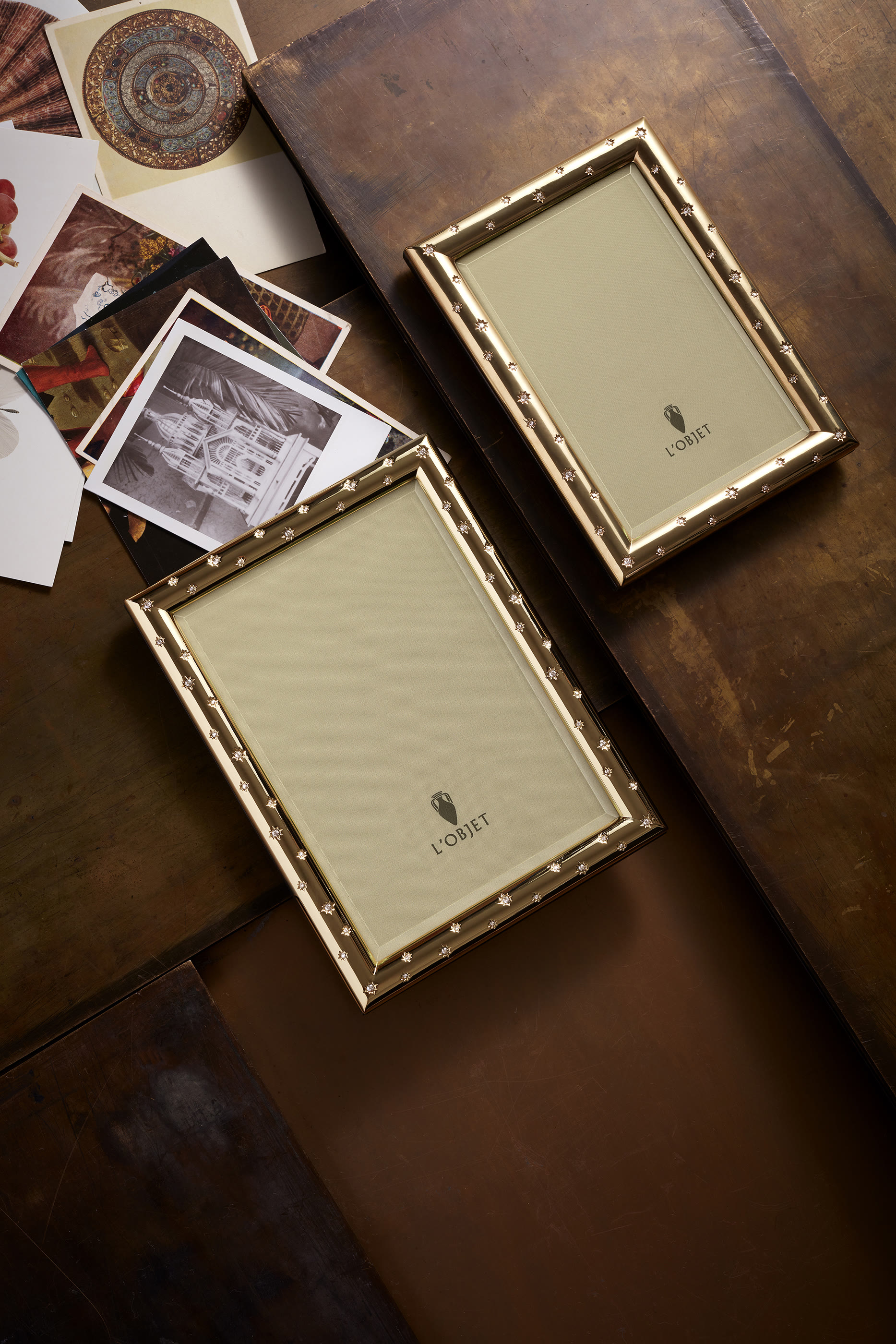 إطار صور بنقشة نجوم مرصعة بكريستال سواروفسكي مقاس 5 × 7 بوصة