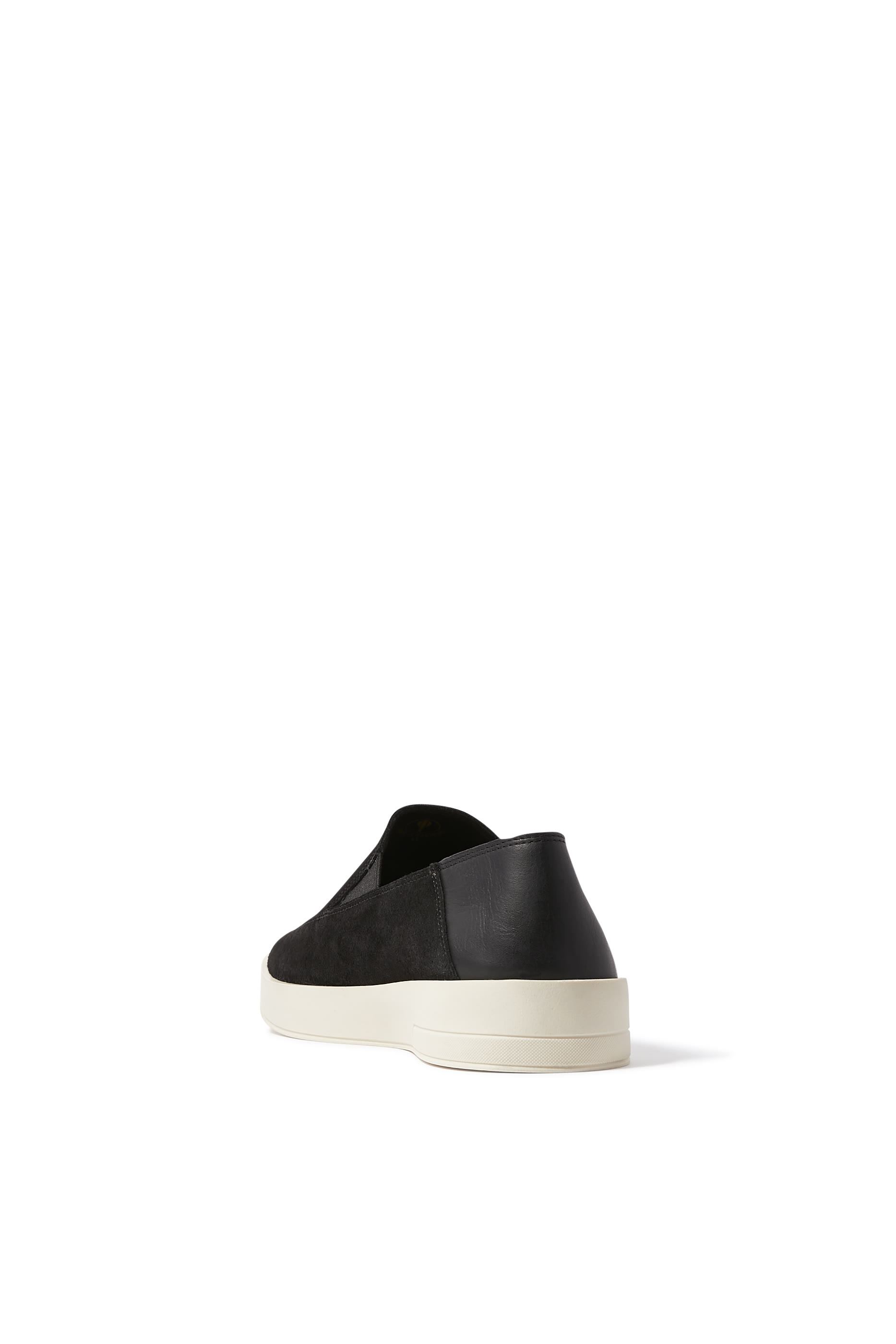 حذاء تيلو سهل الإرتداء شمواه