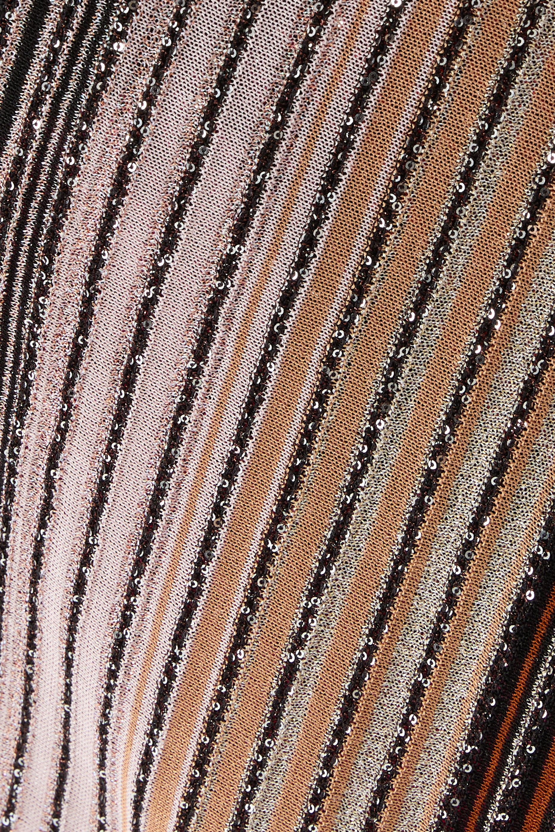 بلوزة مخططة بتصميم غير متماثل بكتف واحد وتطريز جزئي بالترتر