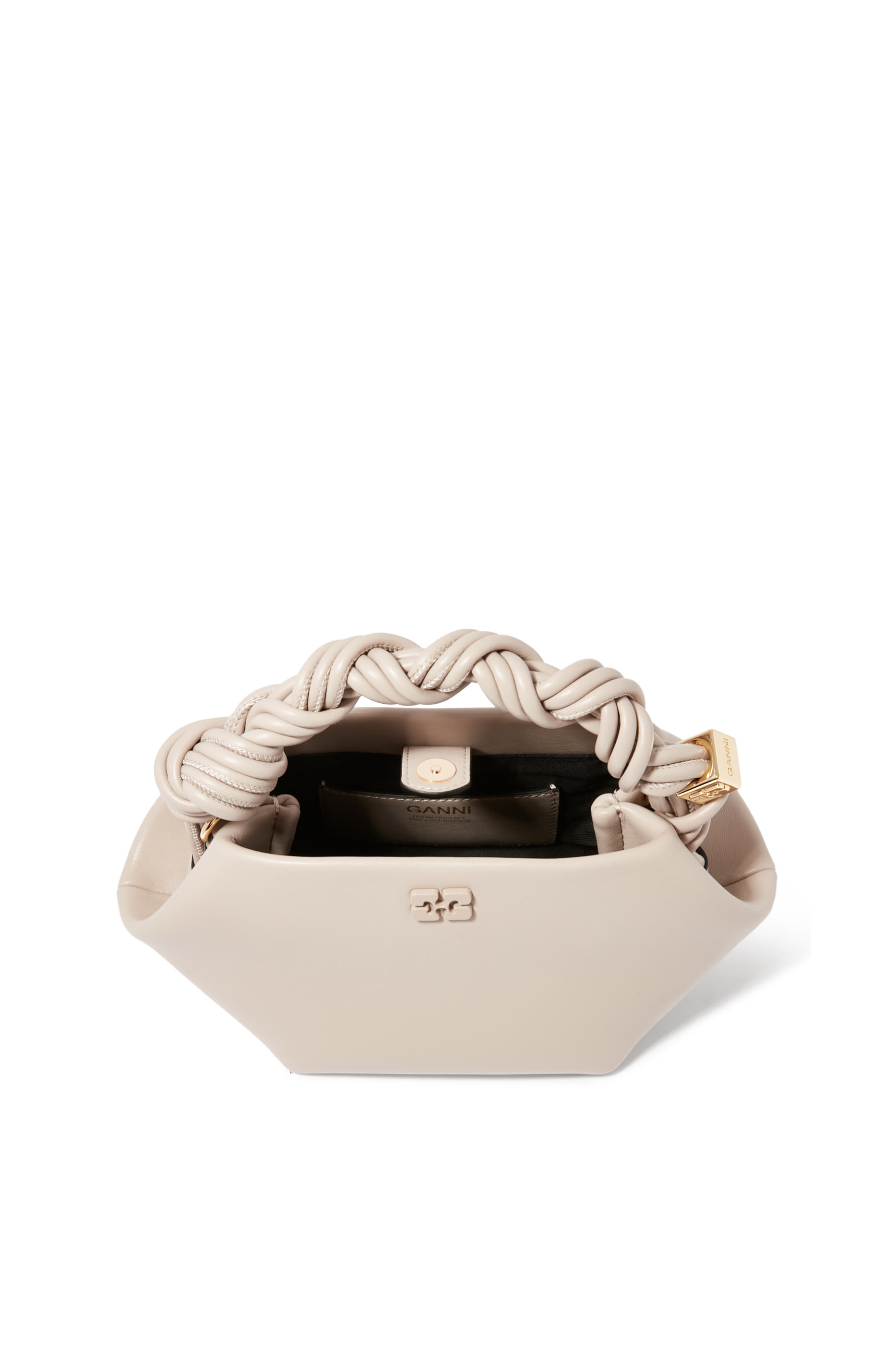 حقيبة بو صغيرة