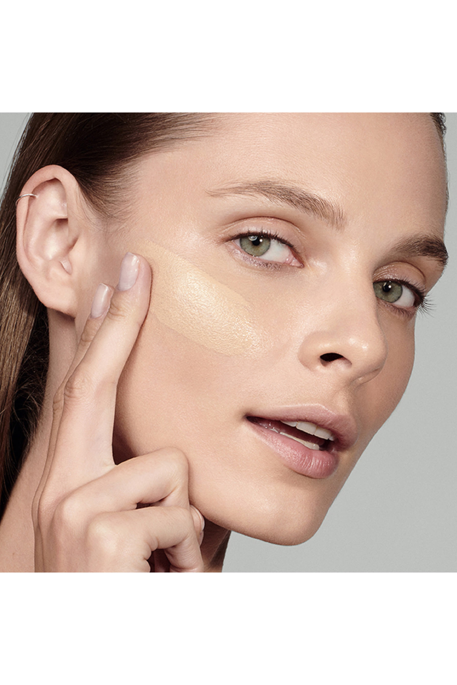 مستحضر فيوتشرست هيدرا ريسكيو المرطب مع عامل الحماية SPF 45