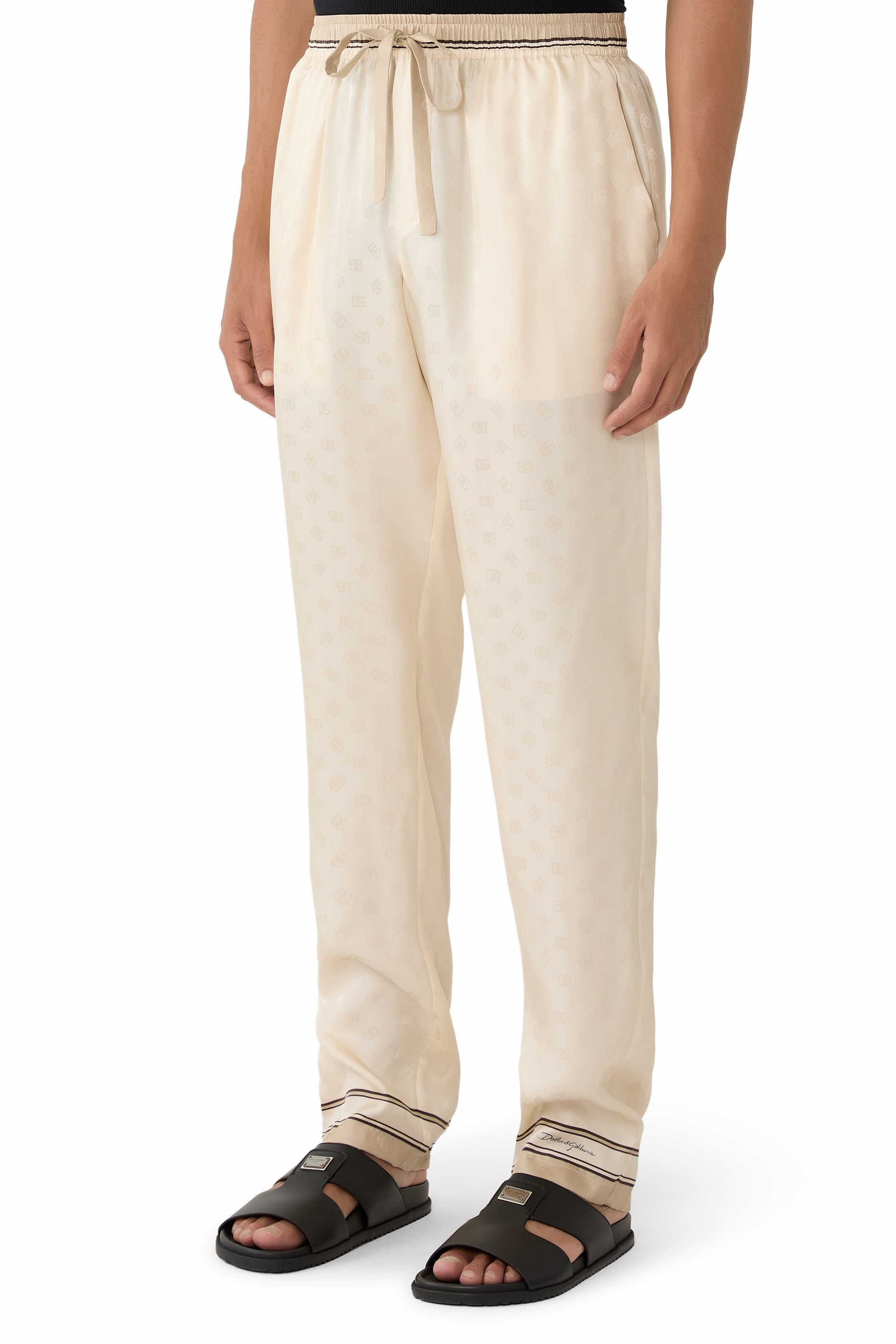 بنطال بطبعة شعار الماركة تويل