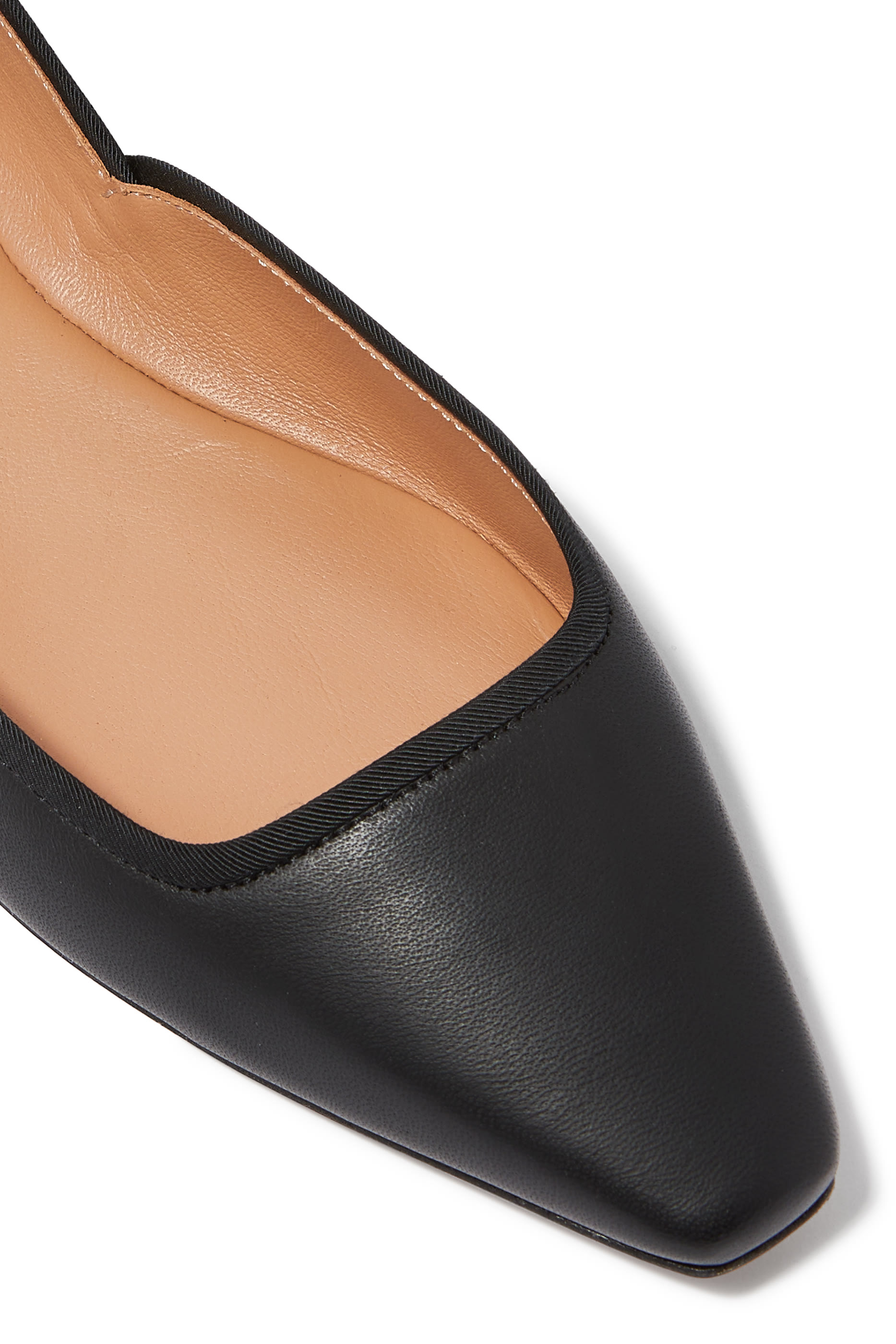 حذاء مايا بنعل مسطح