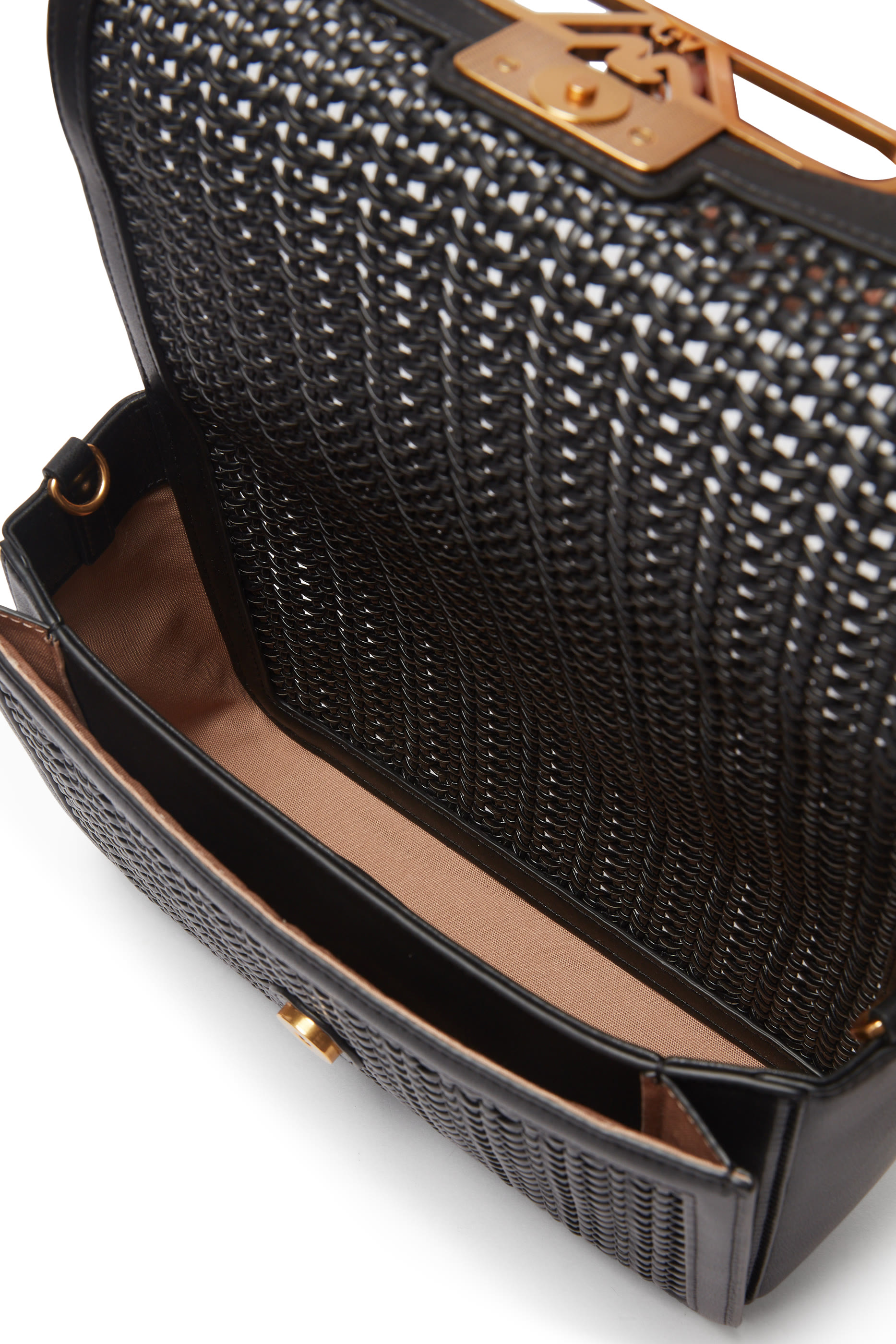 حقيبة كتف بتصميم متشابك بحلية معدنية بشعار الماركة