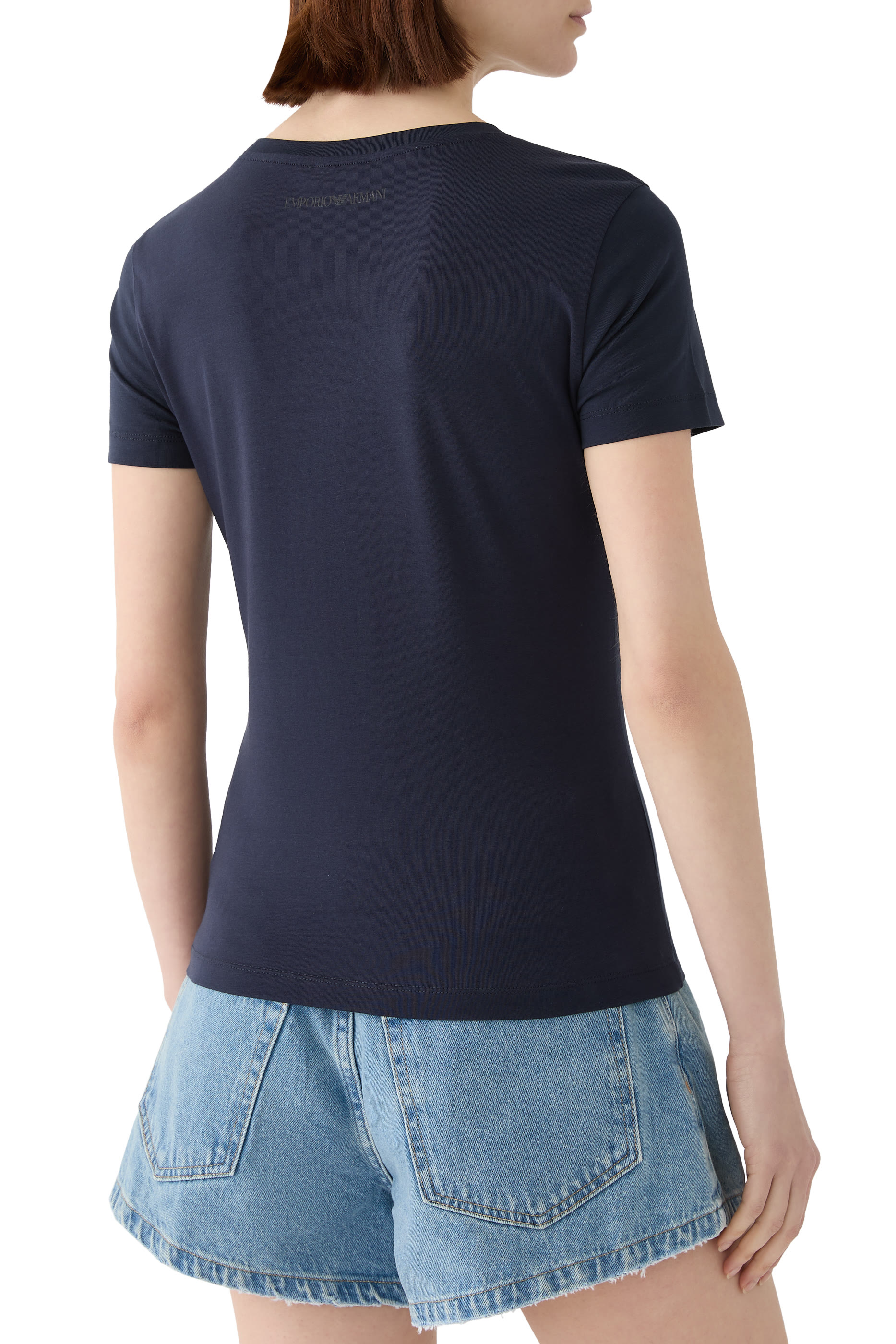 تيشيرت ايه اس في بقصة ضيقة وشعار الماركة بحجم كبير جبرسيه مطاطي