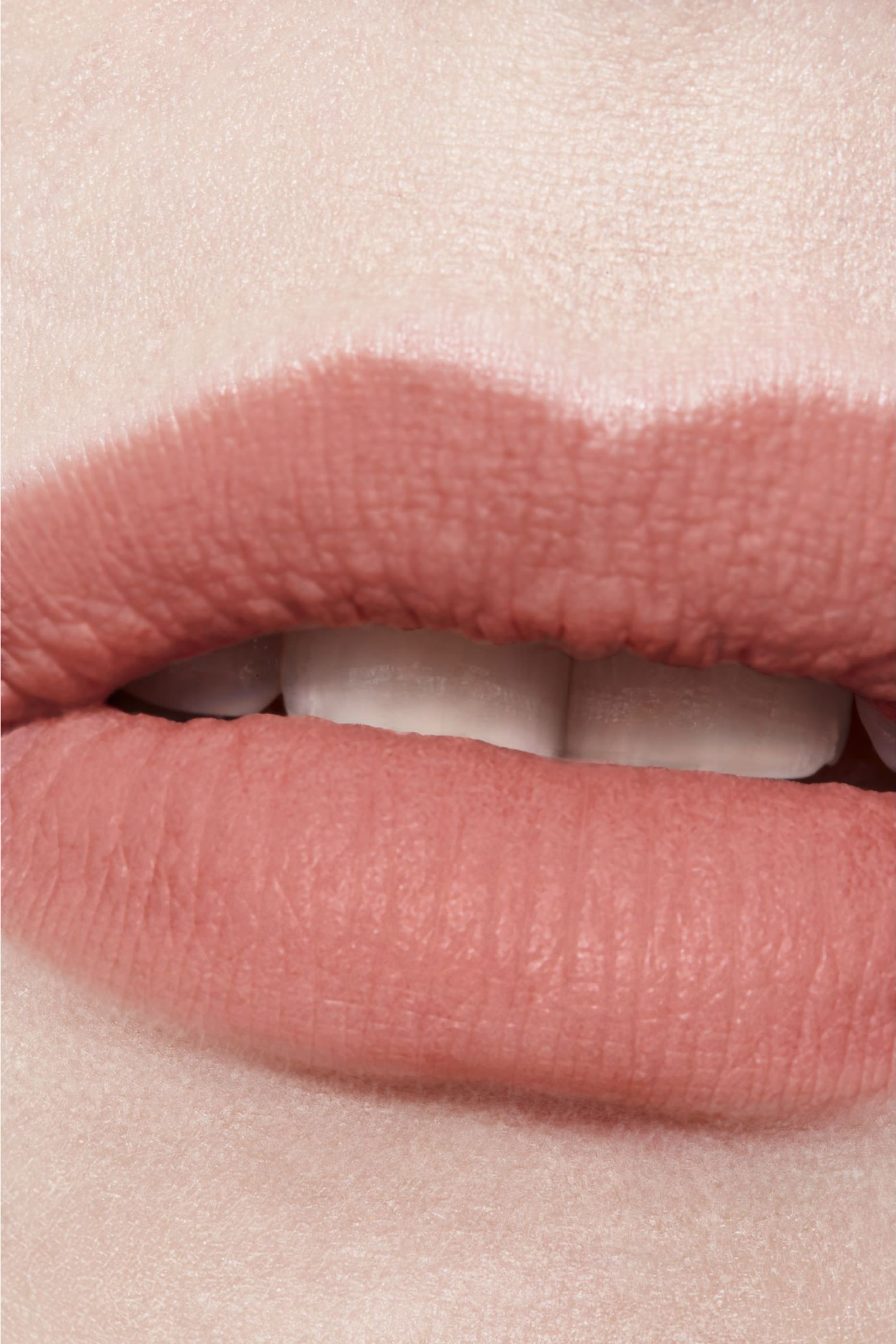 احمر شفاه Chanel Rouge Allure Liquid Velvet Ultrawear Intense مات سائل