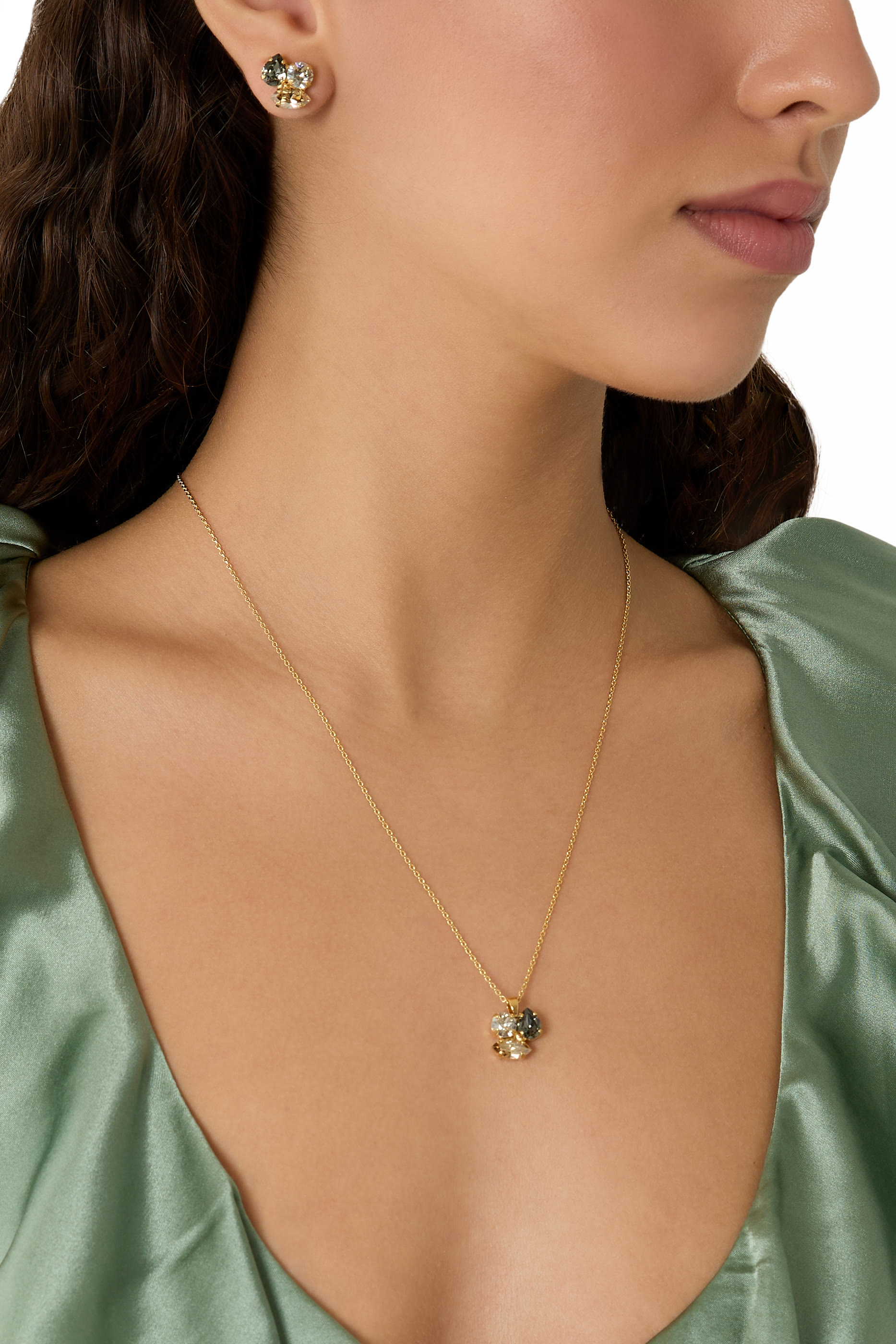 أقراط انا مرصعة بكريستال سواروفسكي، نحاس مطلي بذهب عيار 18