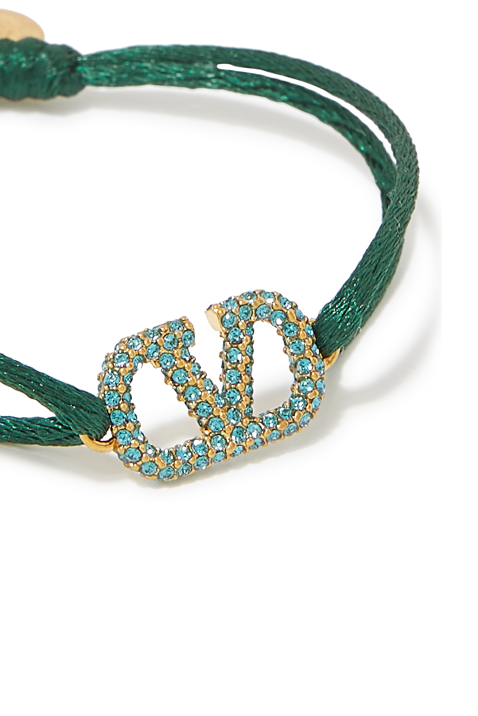 سوار بشعار حرف V