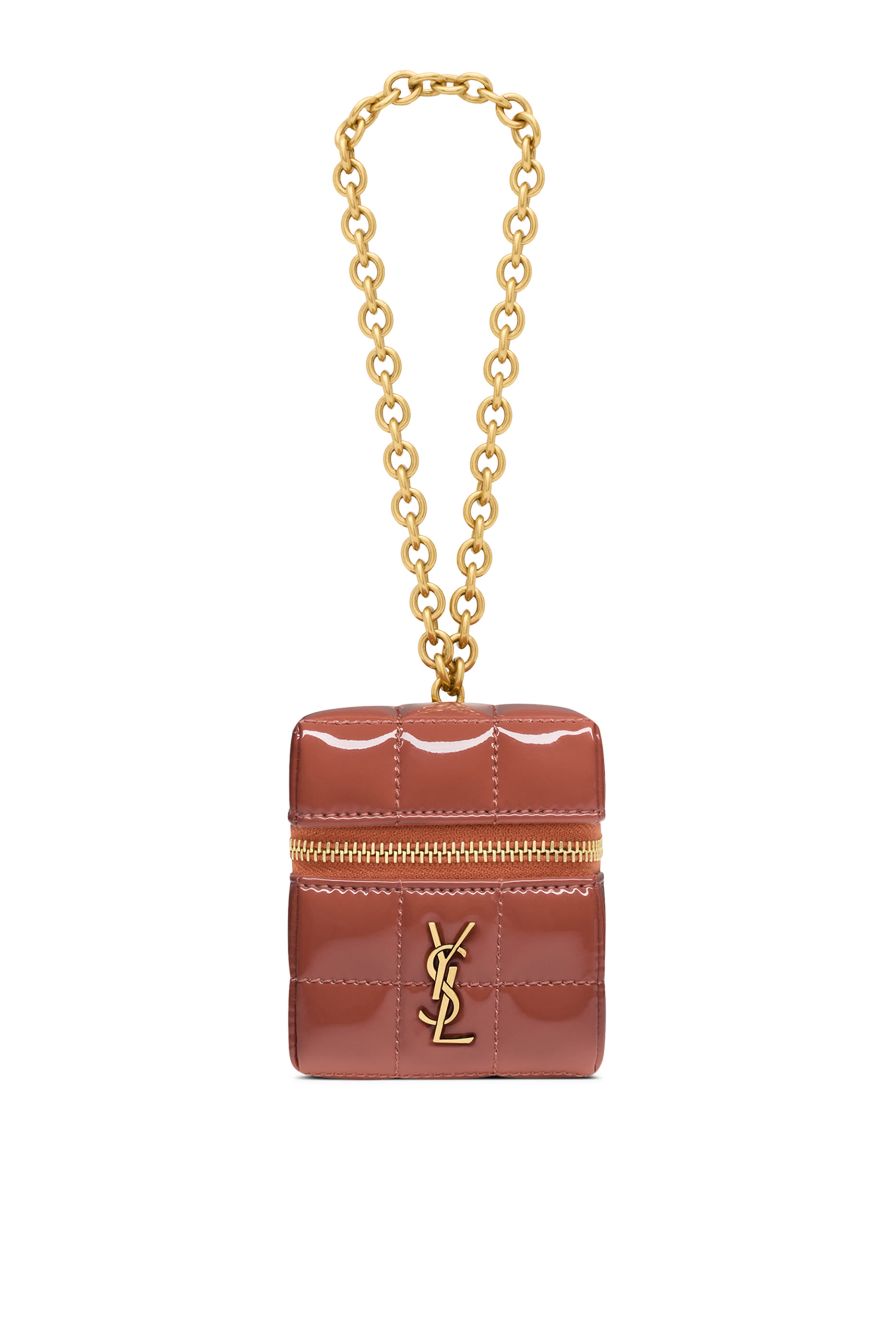 حقيبة صغيرة مبطنة بتصميم مكعب بشعار الماركة ونقشة كاري جلد لامع