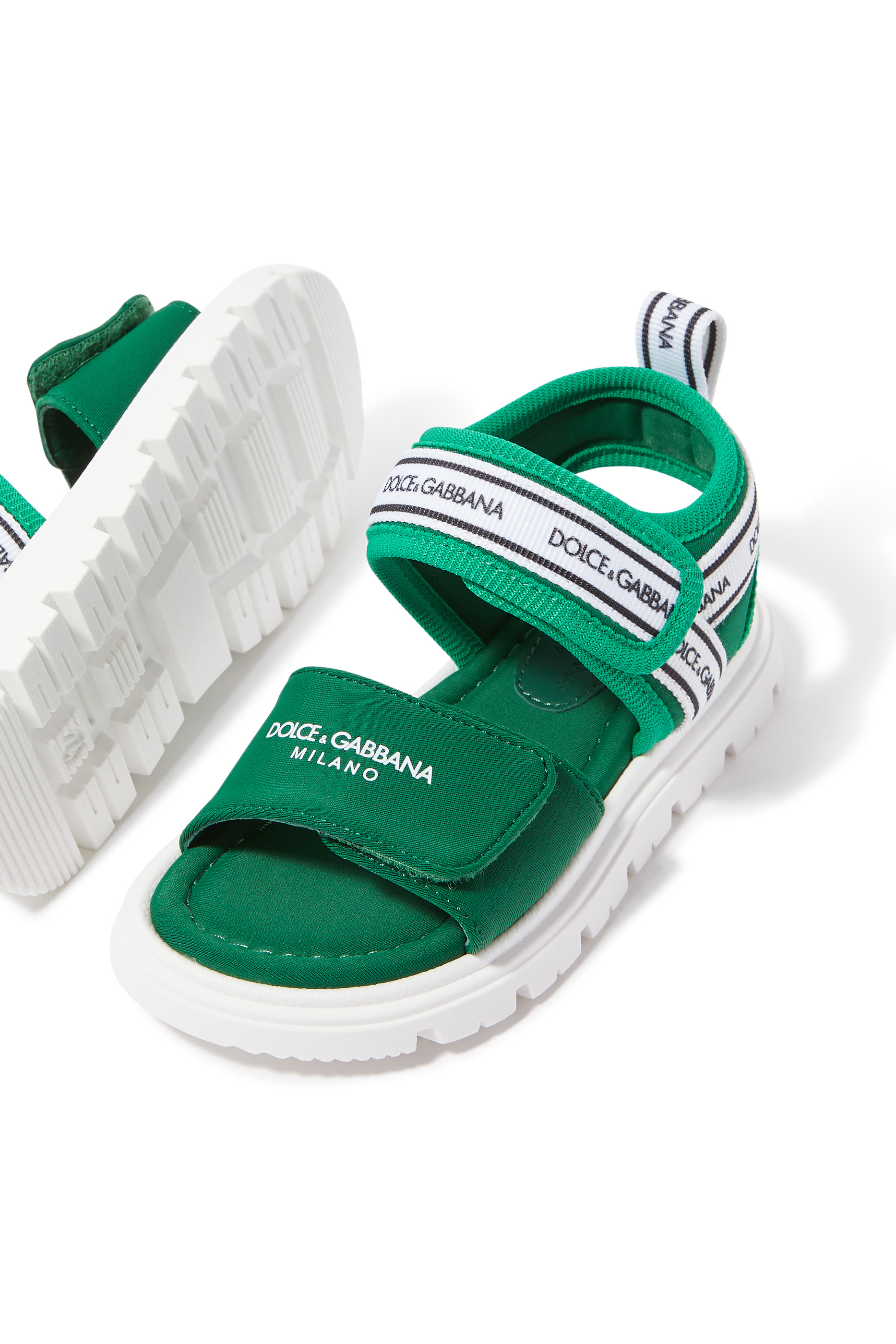 صندل بطبعة مطاطية بشعار الماركة بارزة الملمس للأطفال