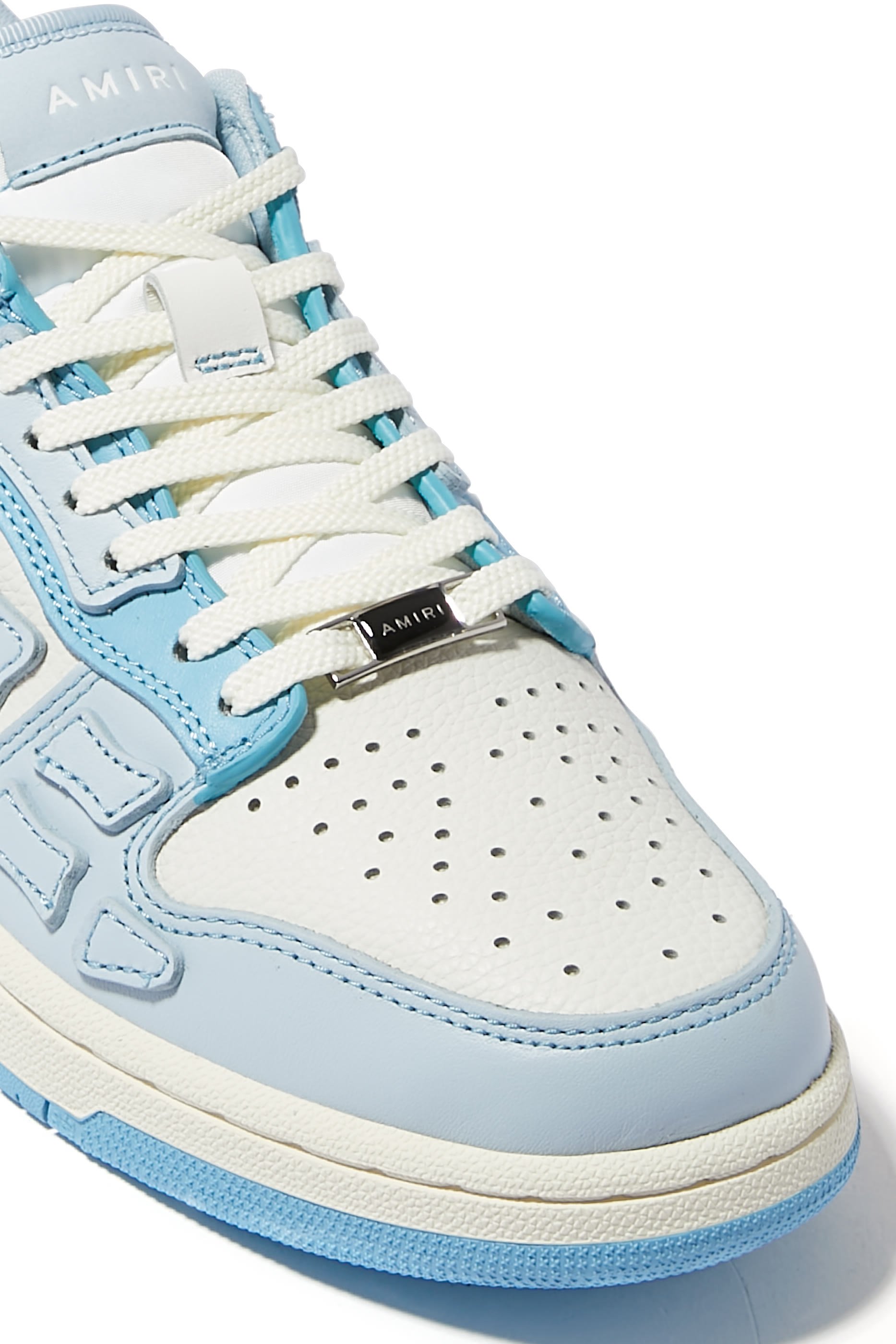 سنيكرز سكيلتوب جلد