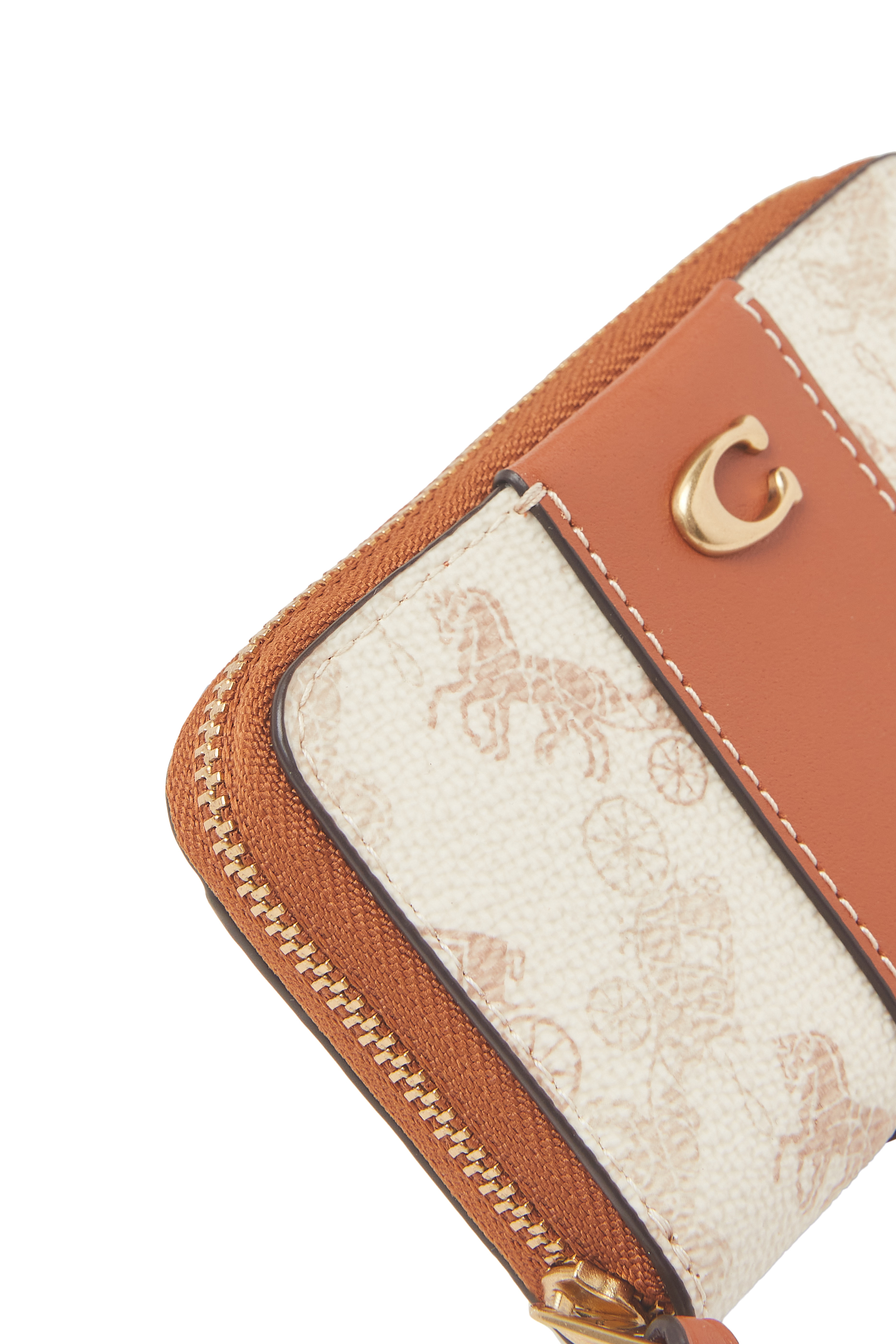 حافظة بطاقات اسينشال صغيرة بسحّاب محيط