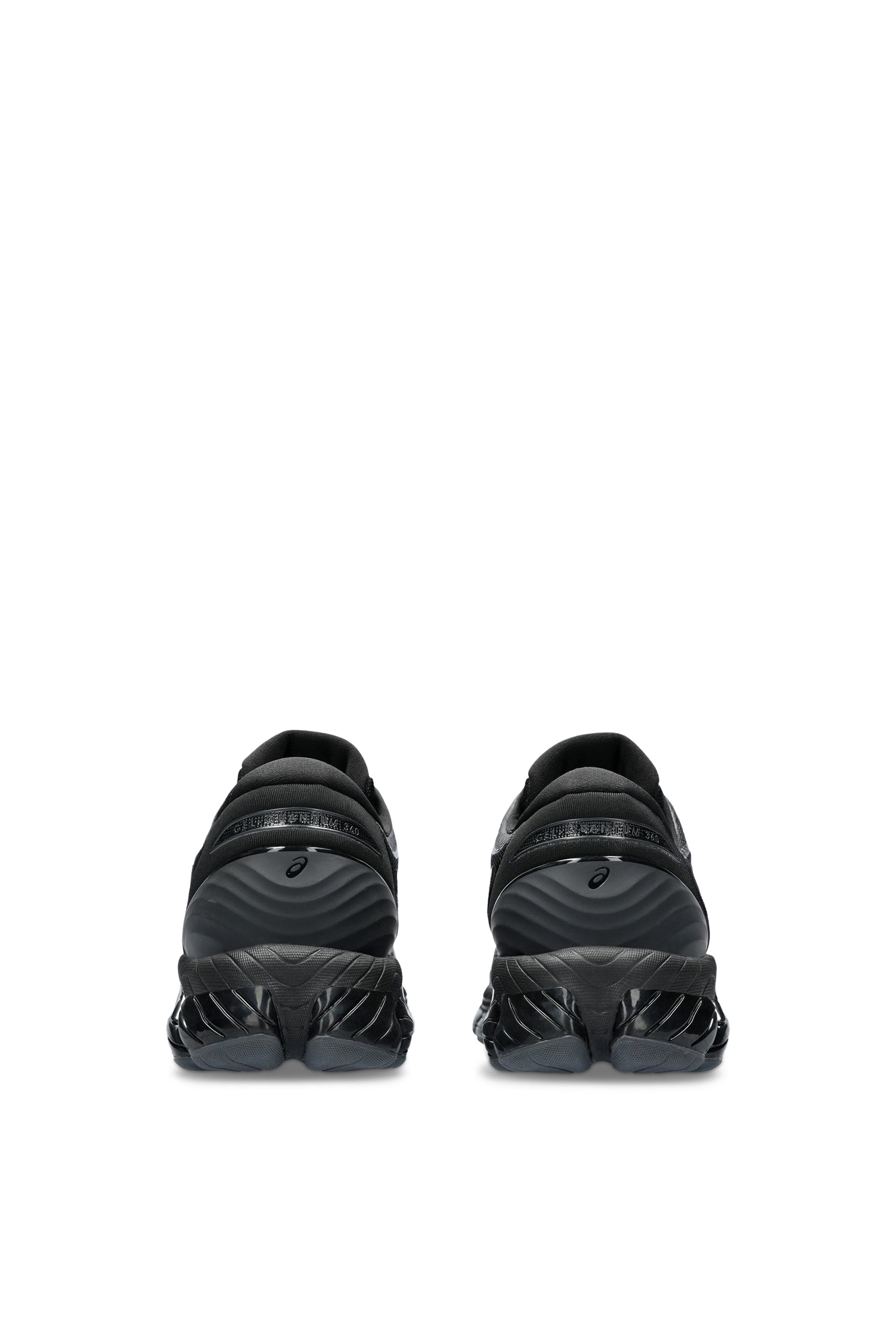 سنيكرز جل كوانتوم 360 VII