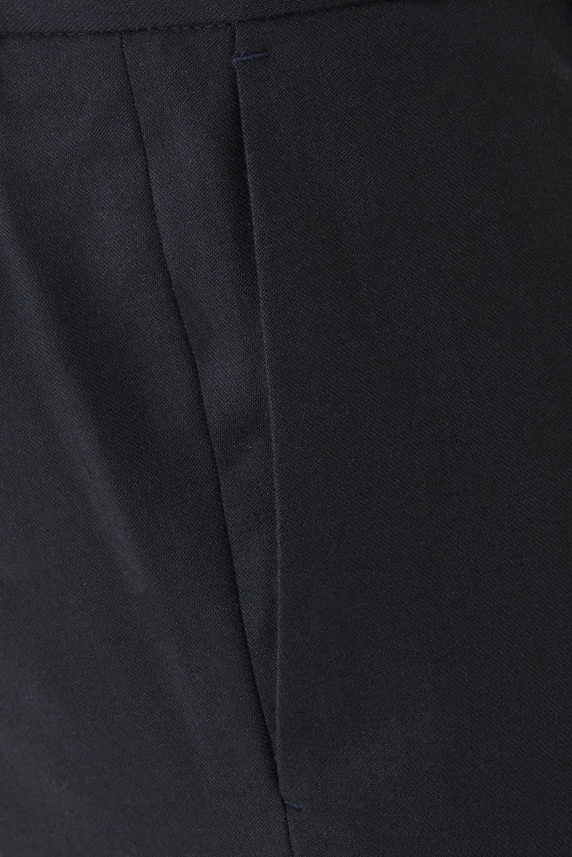 بنطال إنكوتكس تكنو غاب بقصة ضيقة