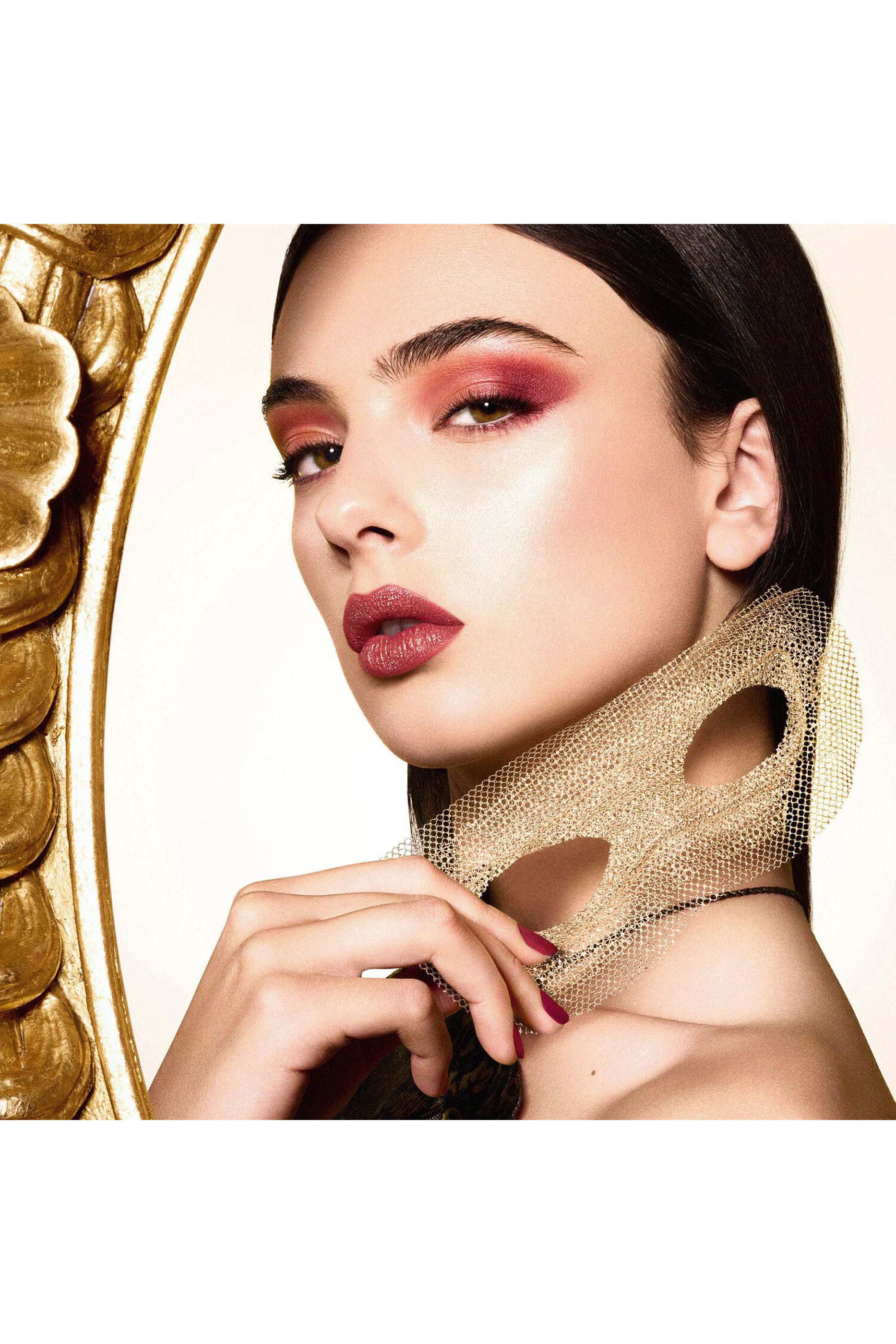 أحمر شفاه سائل روج ديور فوريفر بتركيبة لامعة وإصدار محدود