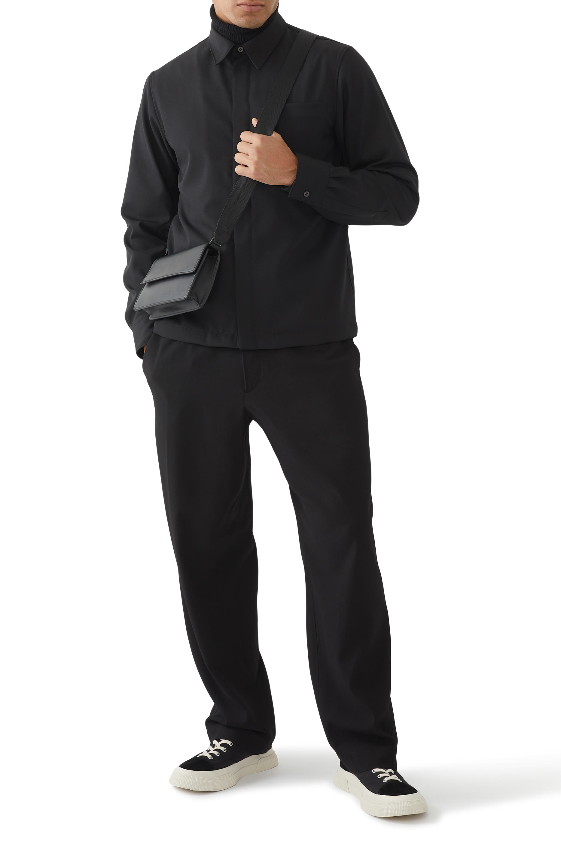 بنطال بقصة مريحة