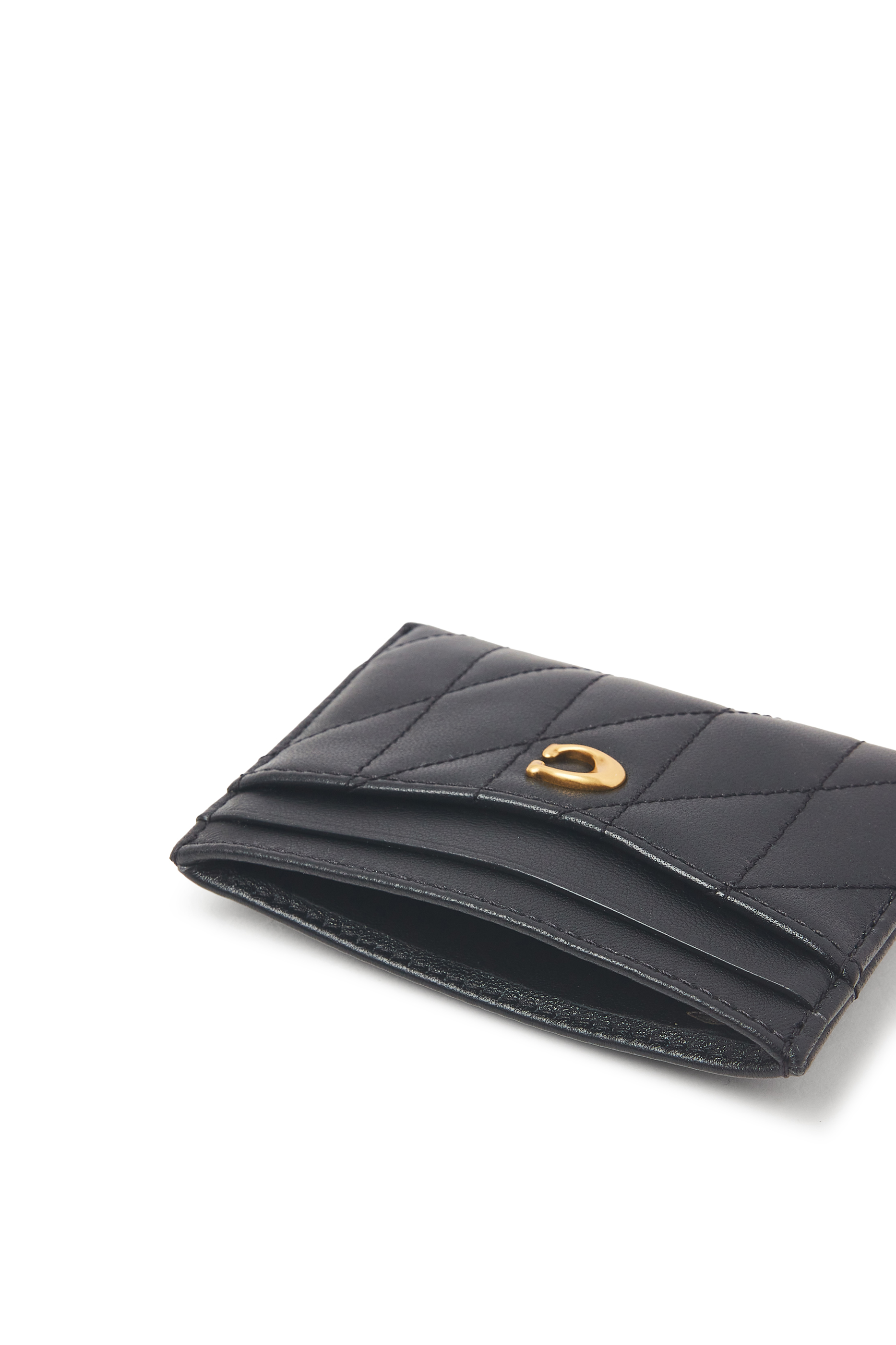 حافظة بطاقات ايسنشال بحياكة مبطنة