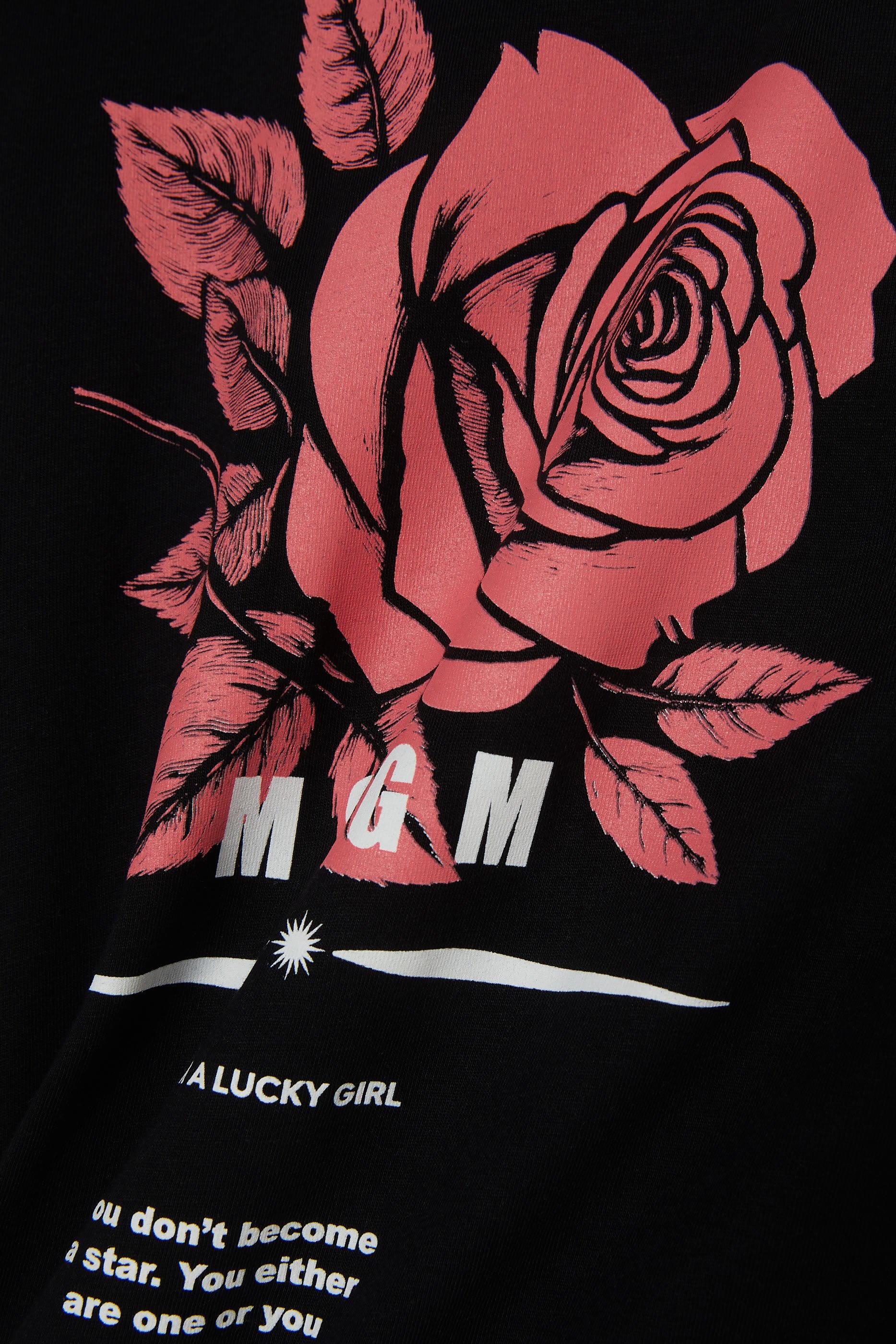 تيشيرت بشعار الماركة غرافيك للأطفال