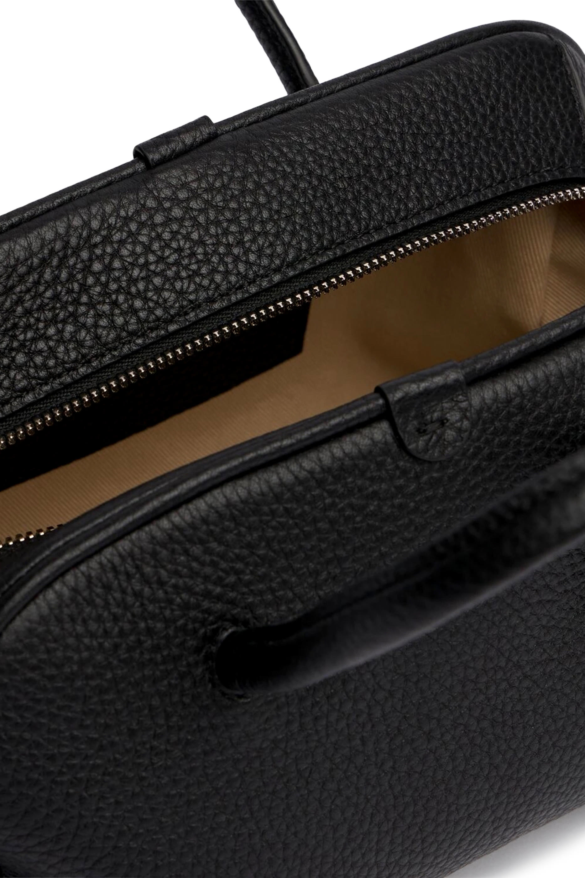 حقيبة توريزمو صغيرة