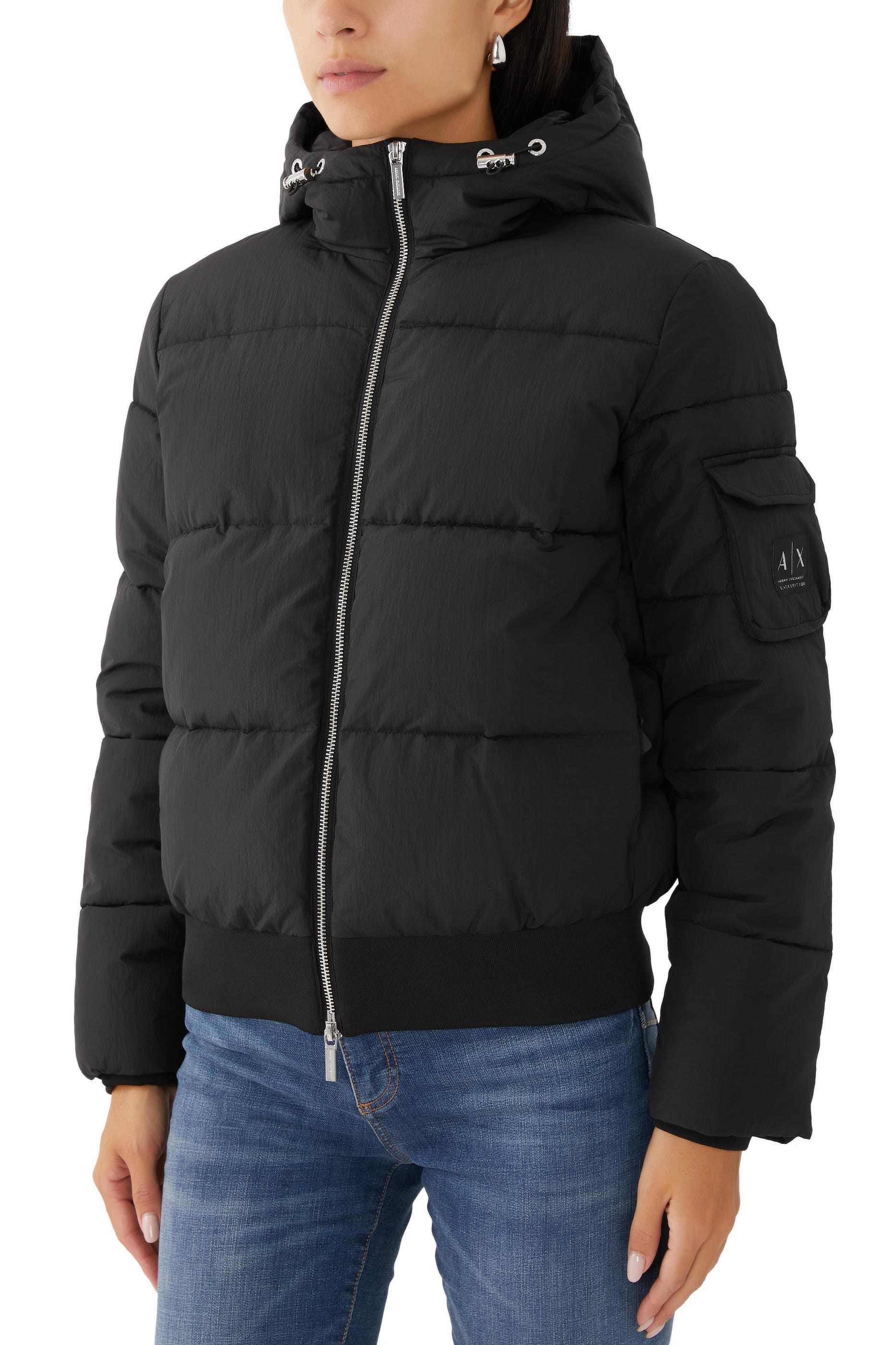 جاكيت بإصدار أسود