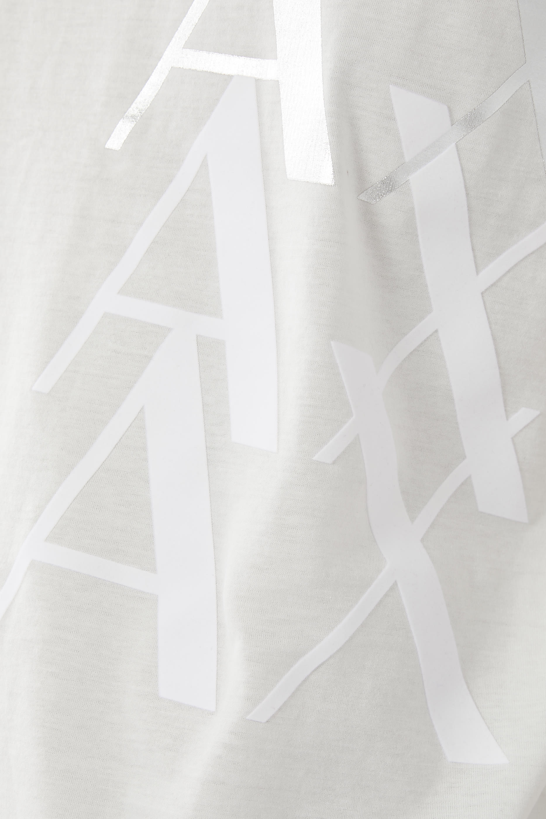 تيشيرت بشعار الماركة إصدار رمضان