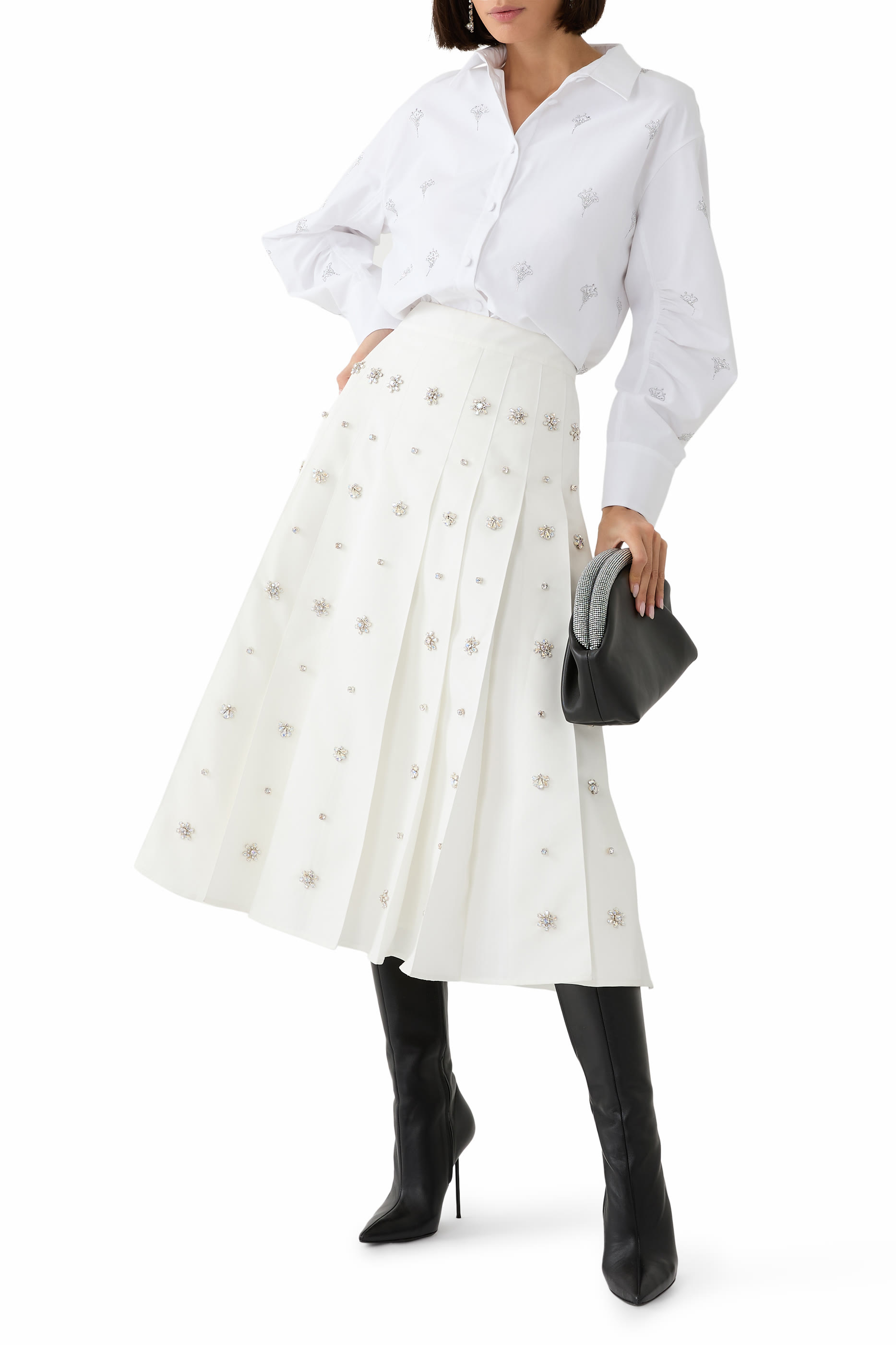 تنورة متوسطة الطول بطيات مرصعة بكريستال 