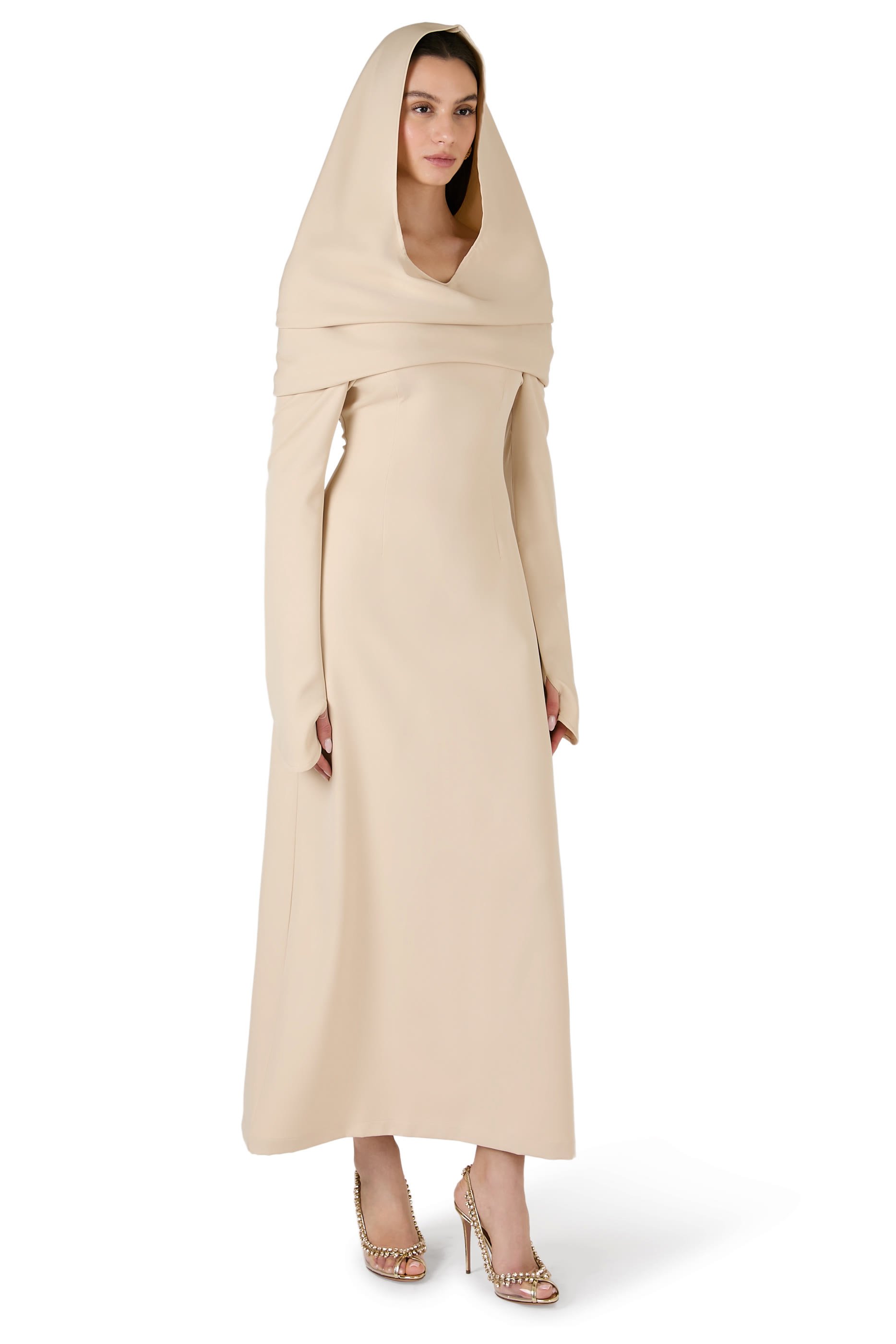 طقم قفطان بغطاء للرأس