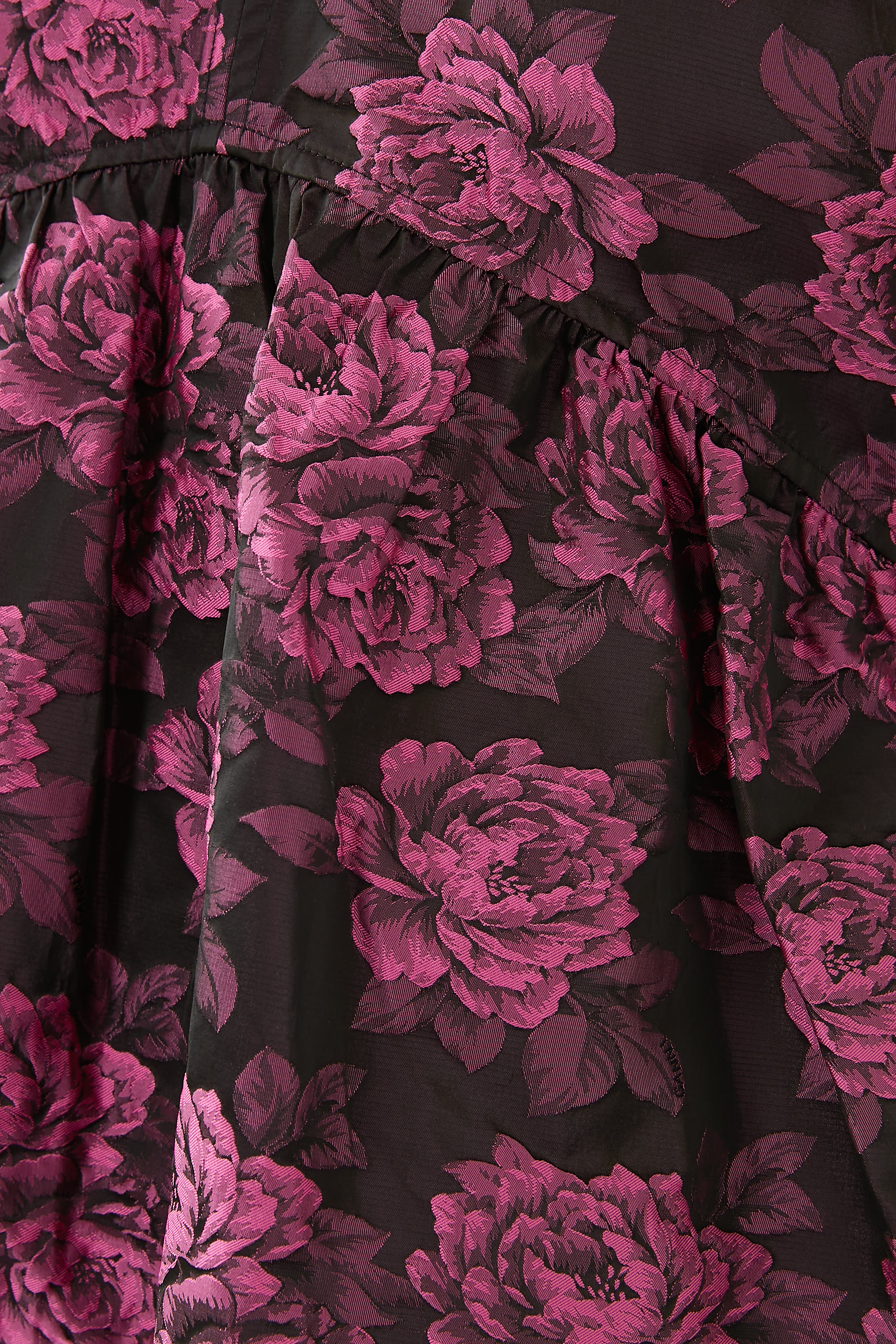 فستان متوسط الطول بنقشة زهور جاكار