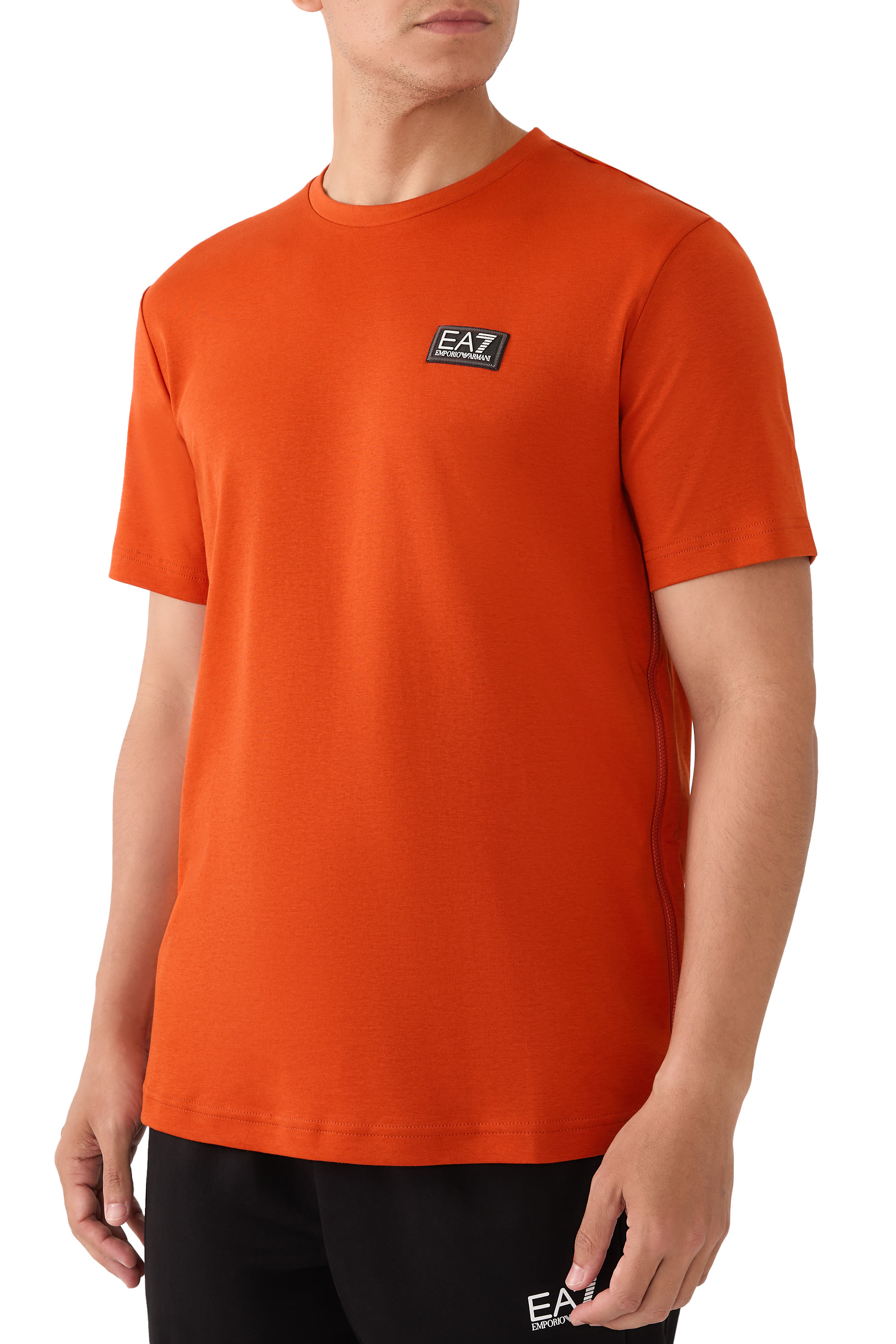 تيشيرت ديناميك أثليت بياقة ضيقة