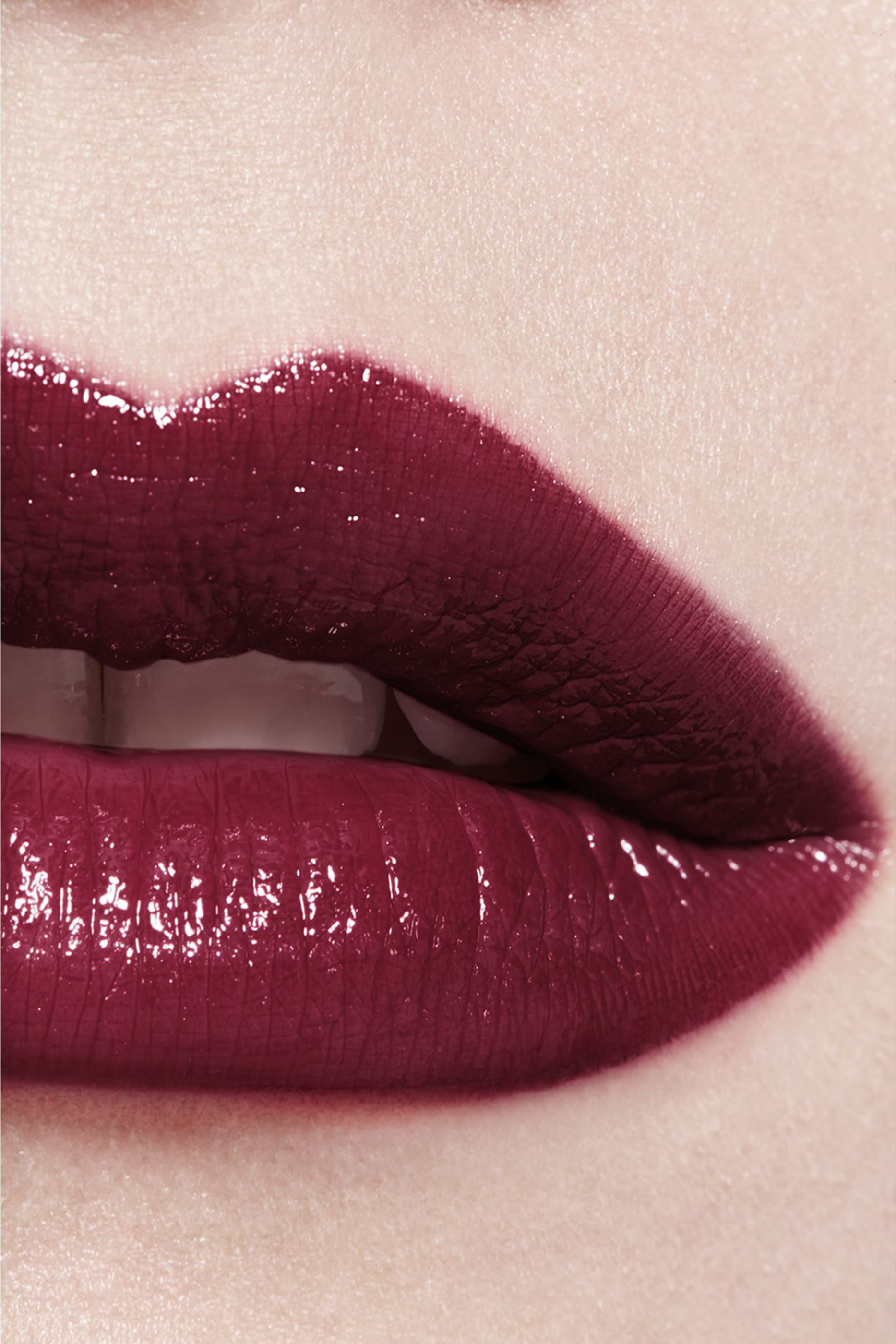 أحمر شفاه لامع Rouge Coco يدوم طويلا