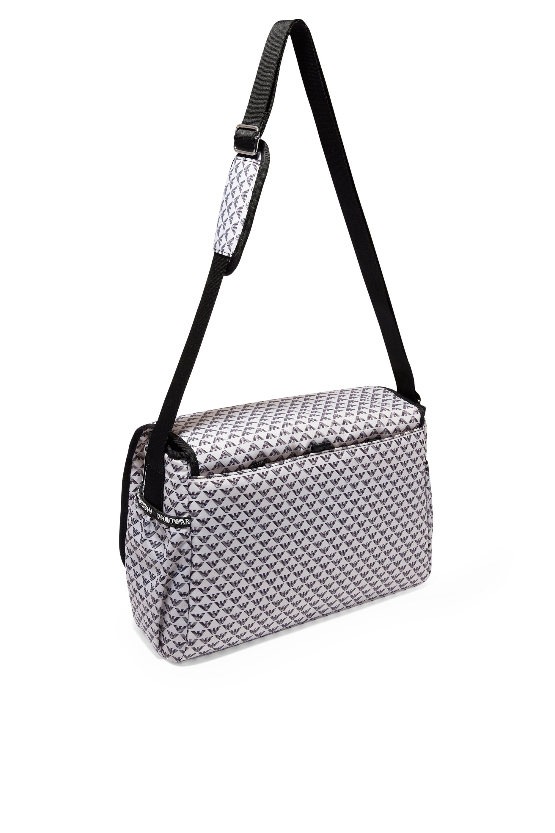 حقيبة مستلزمات أطفال بشعار الماركة