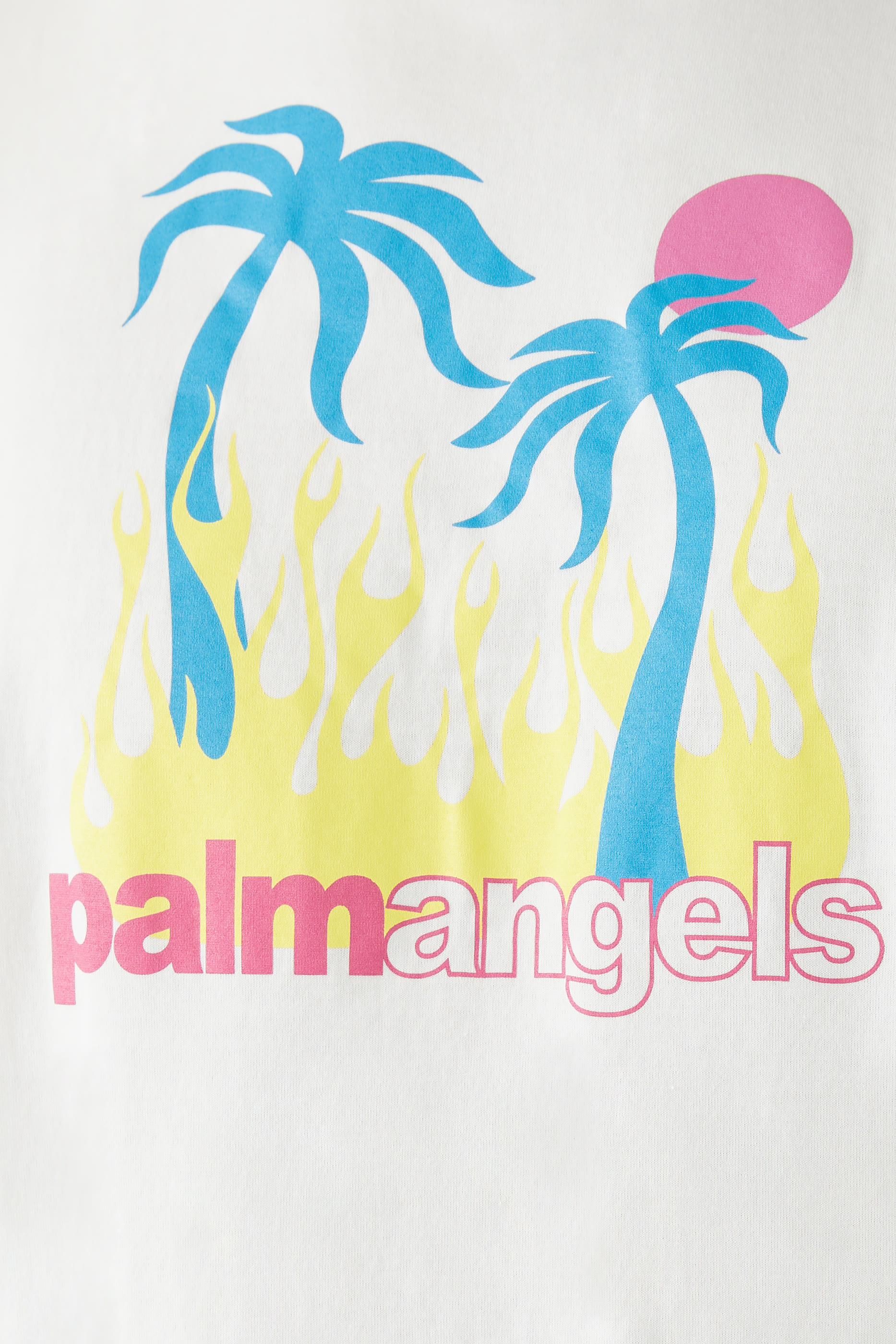 تيشيرت بنقشة واحة ملتهبة