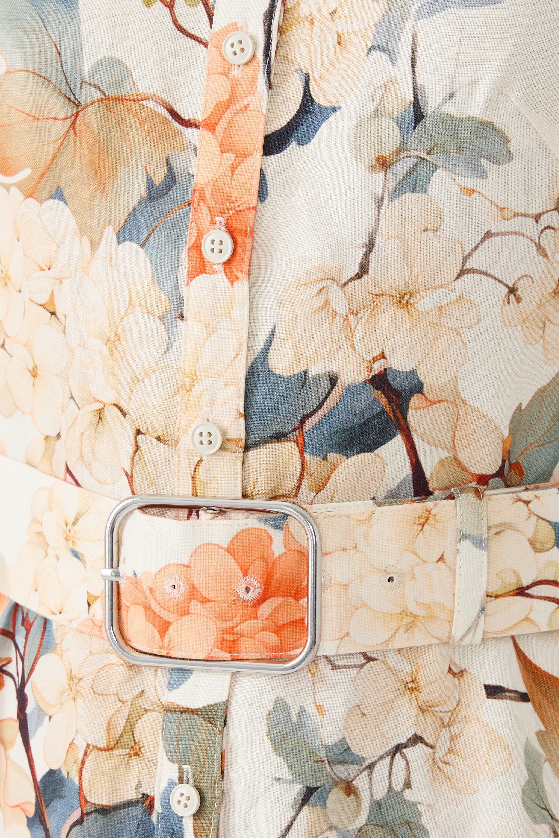 فستان بيكا متوسط الطول بأكمام قصيرة