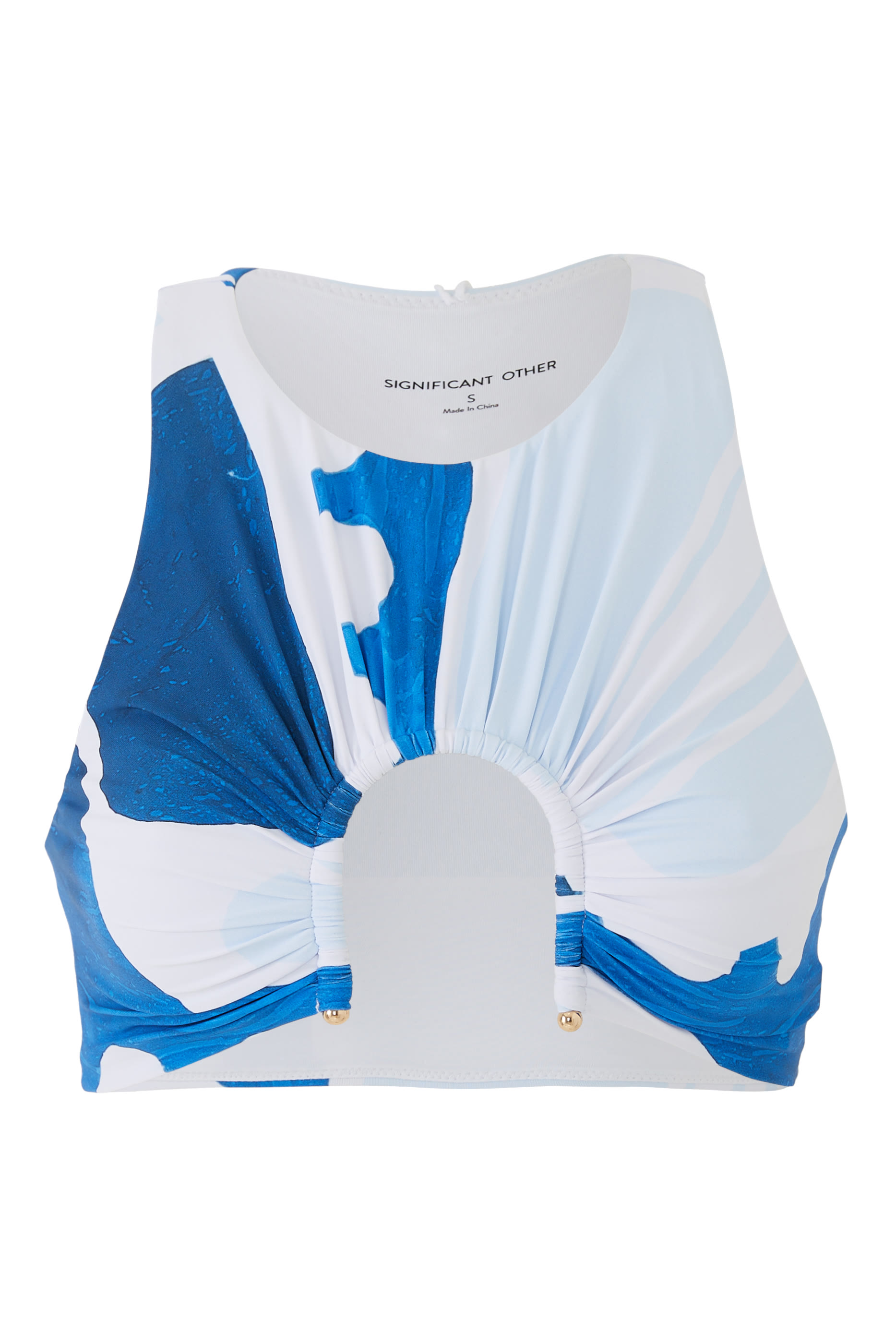 بلوزة نوا بلا أكمام