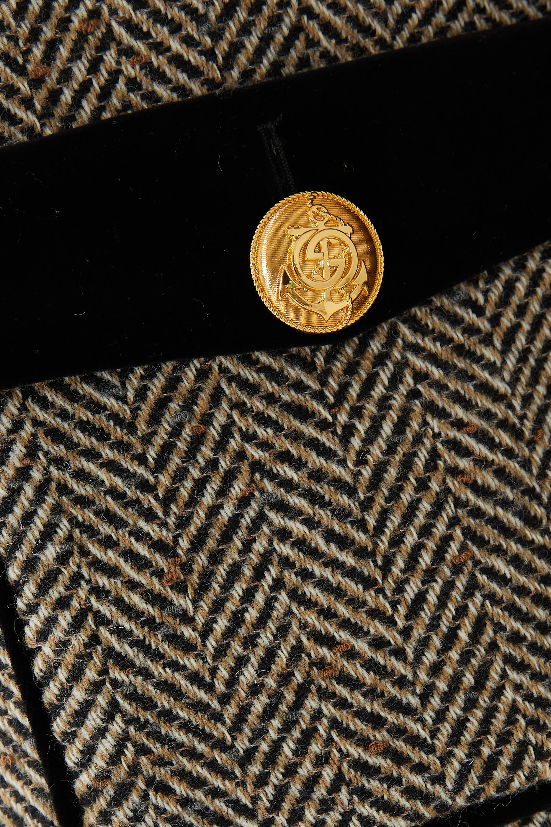 معطف صوف بنقشة هيرنغ بون