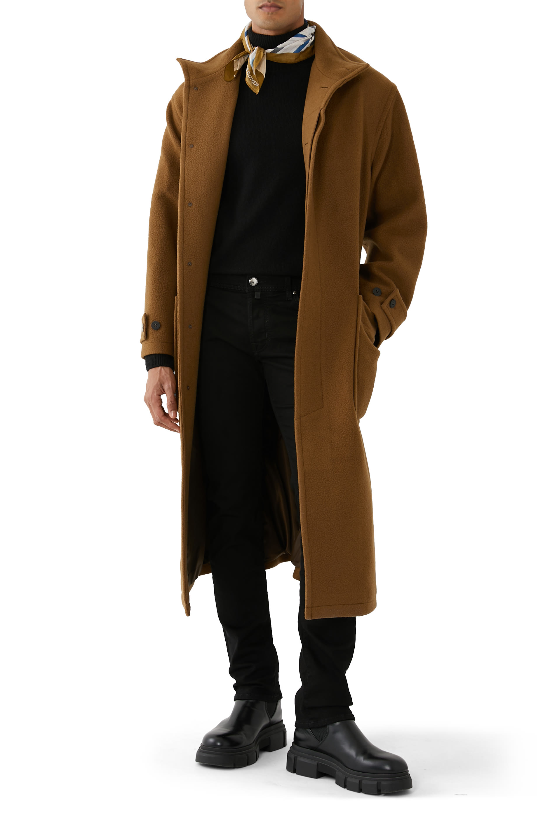 بنطال جينز نيك بقصة ضيقة