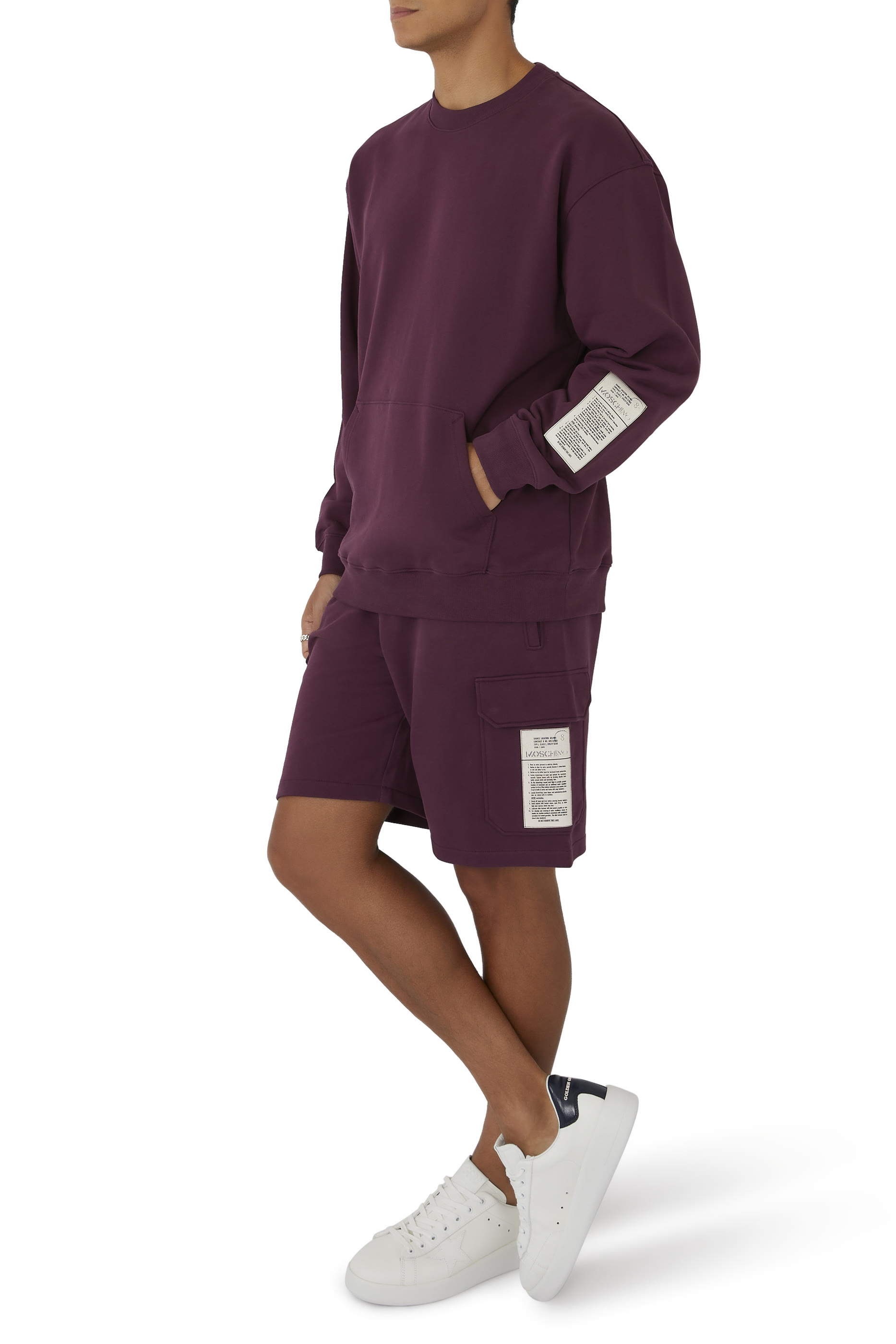 سويت شيرت بشعار الماركة بتصميم عسكري