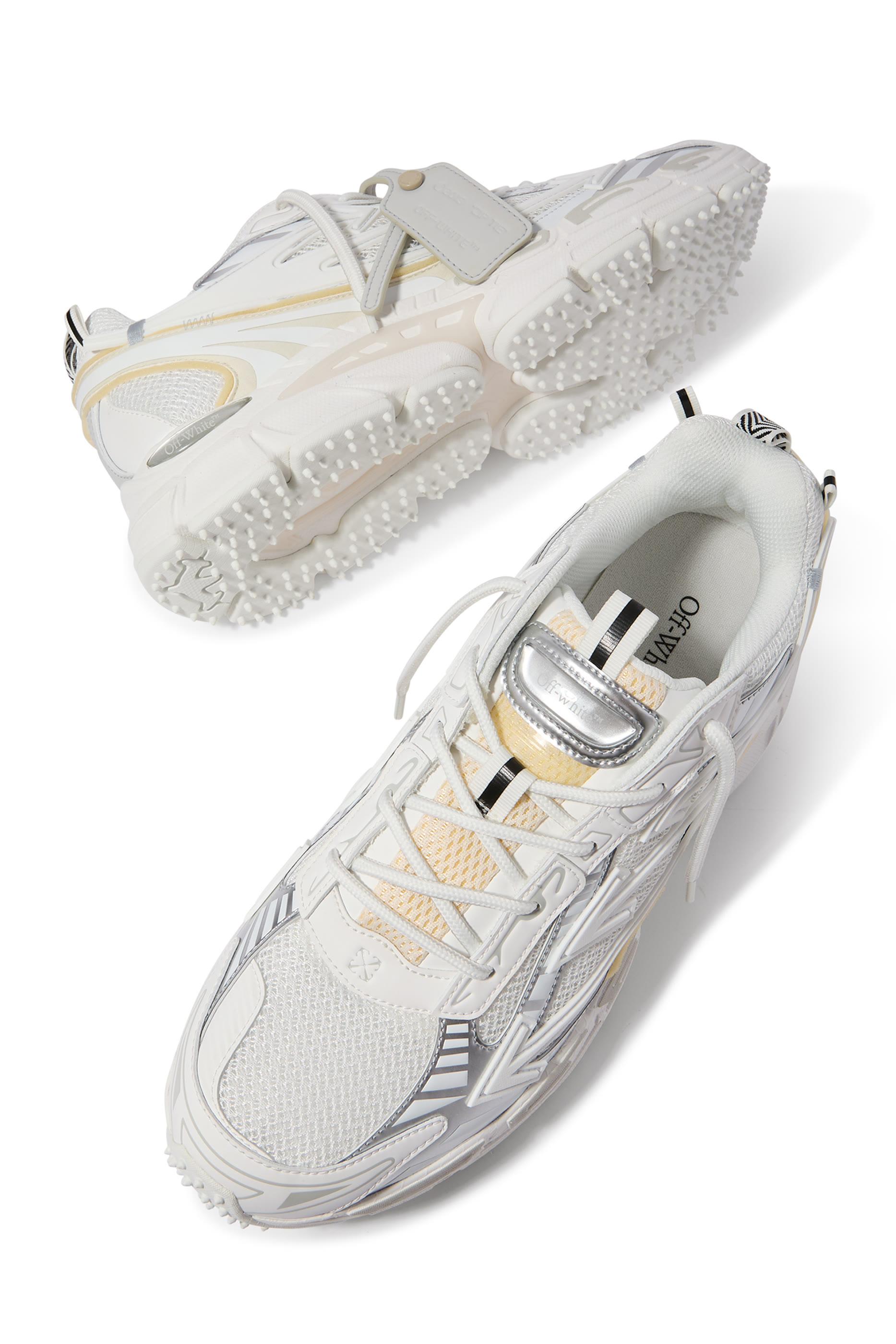 سنيكرز بي رايت باك