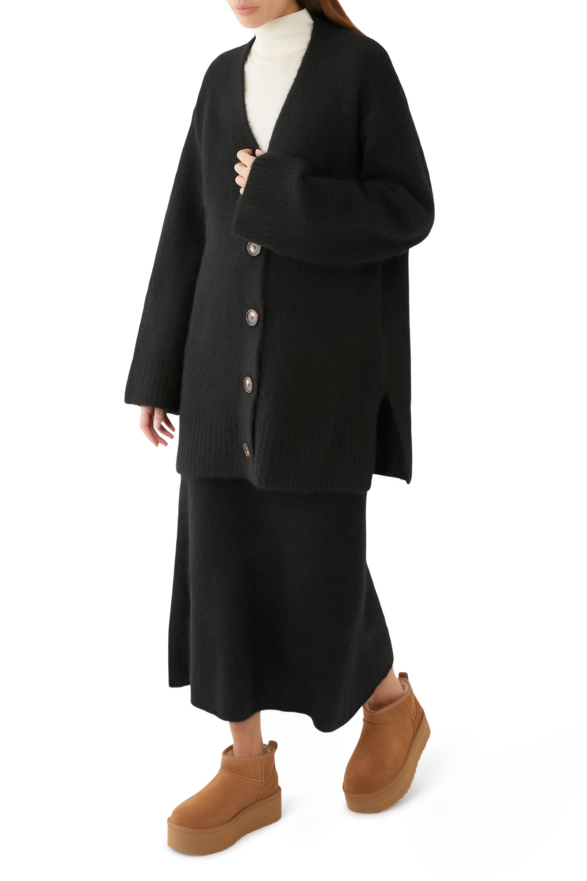 بوت كلاسيك قصير للغاية بنعل سميك