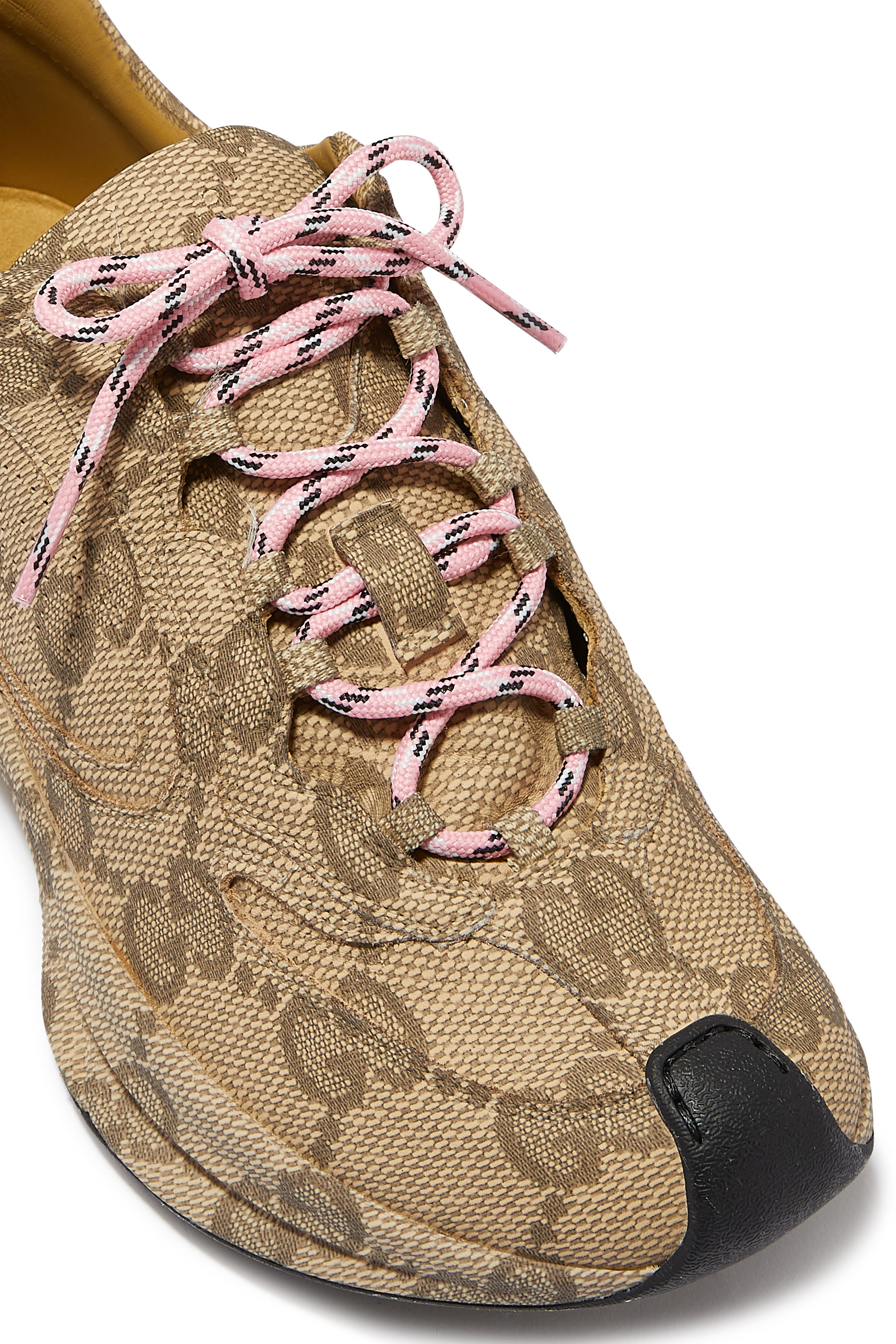 سنيكرز للجري جلد