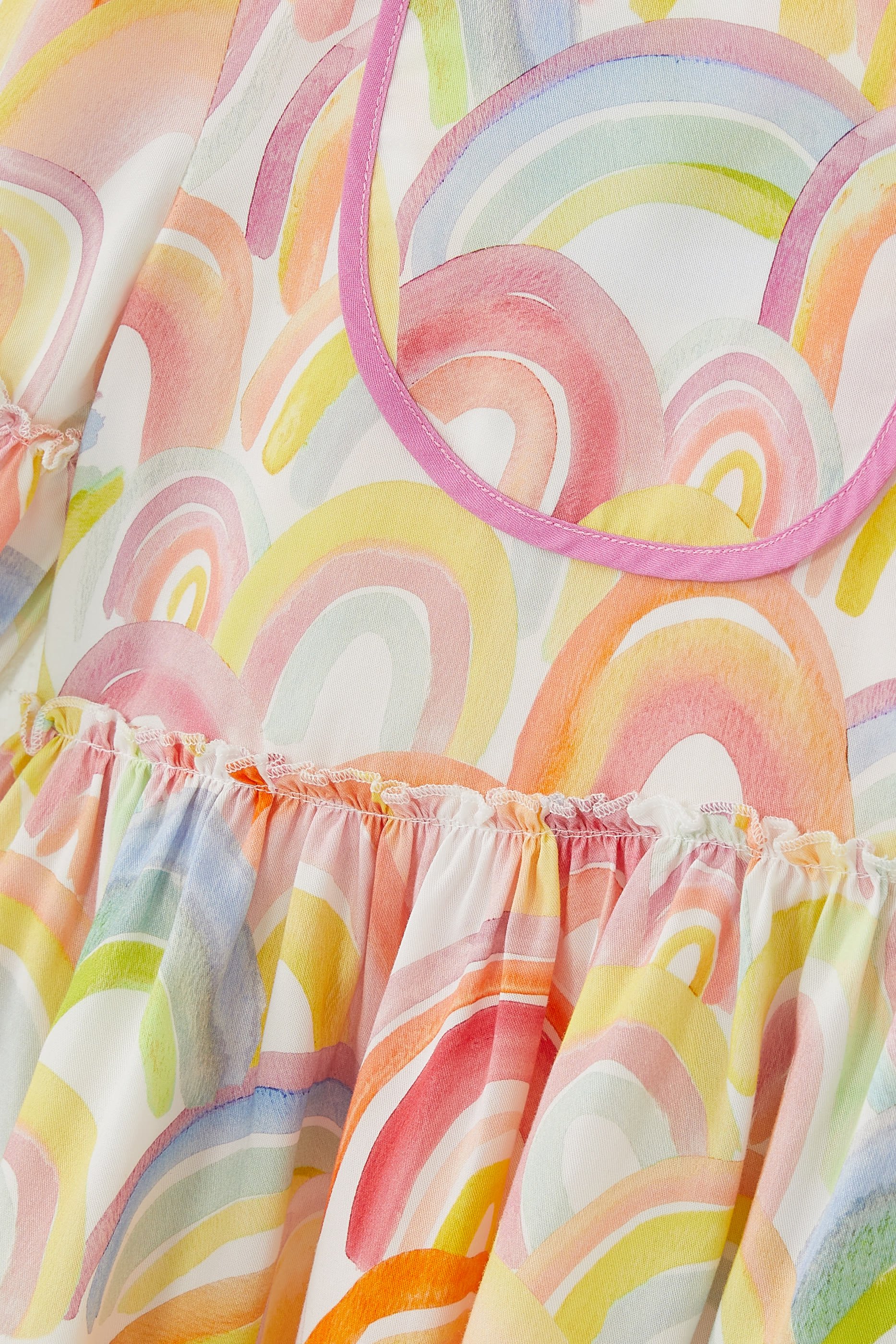 فستان للأطفال بتصميم غير متماثل بطبعة متعددة الألوان