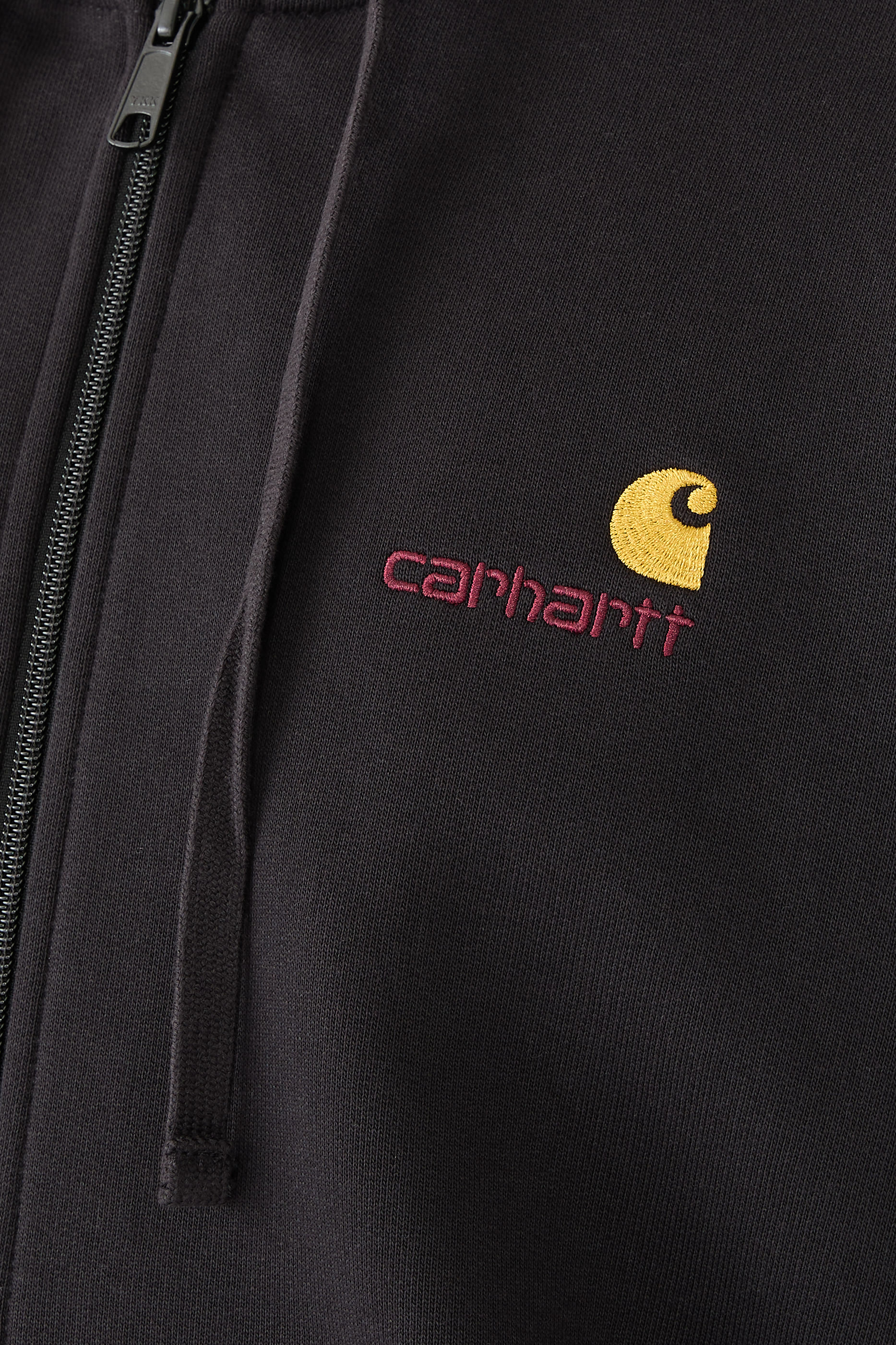 جاكيت بتطريز أمريكان سكريبت وغطاء رأس