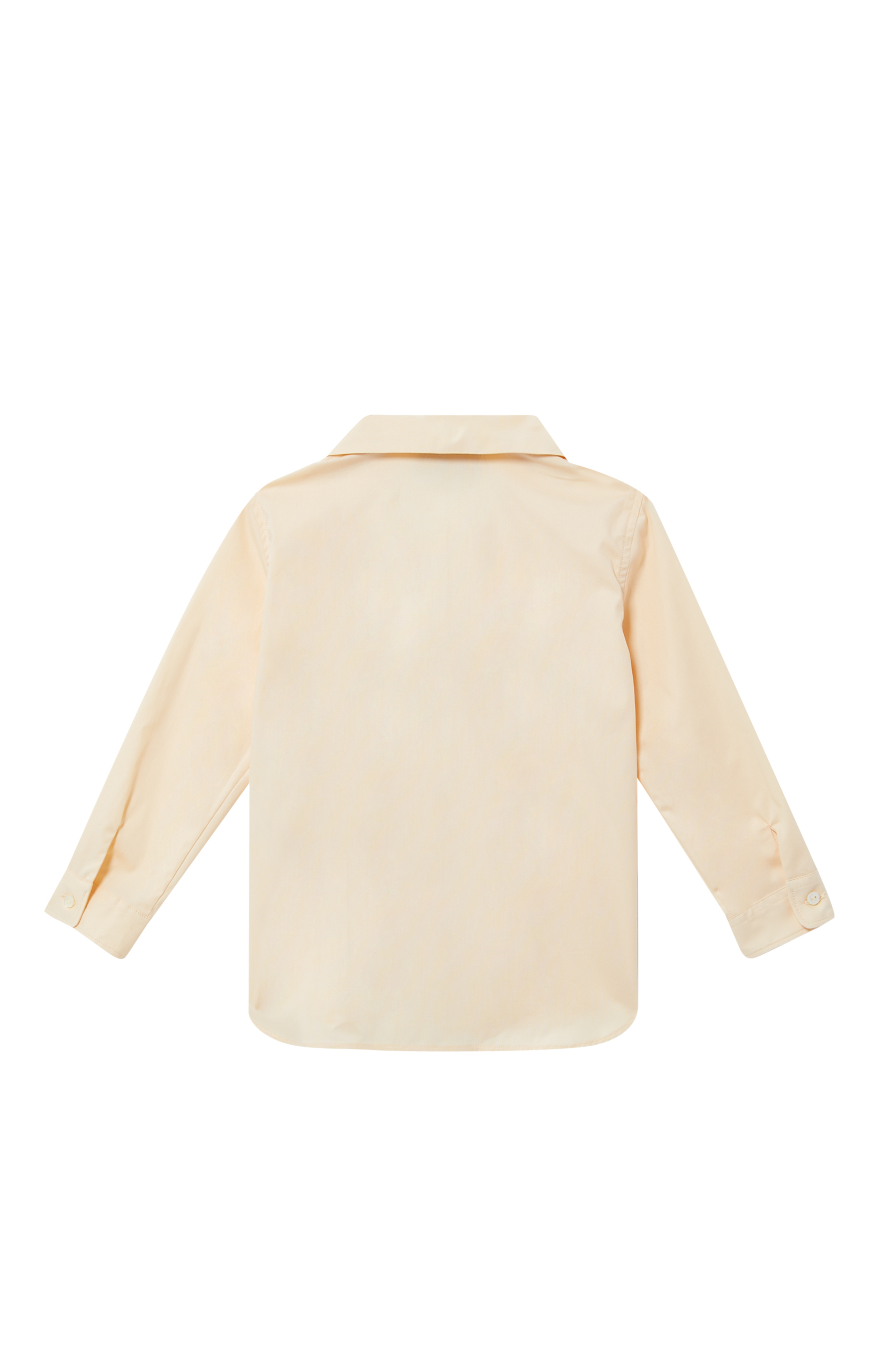 قميص بأزرار