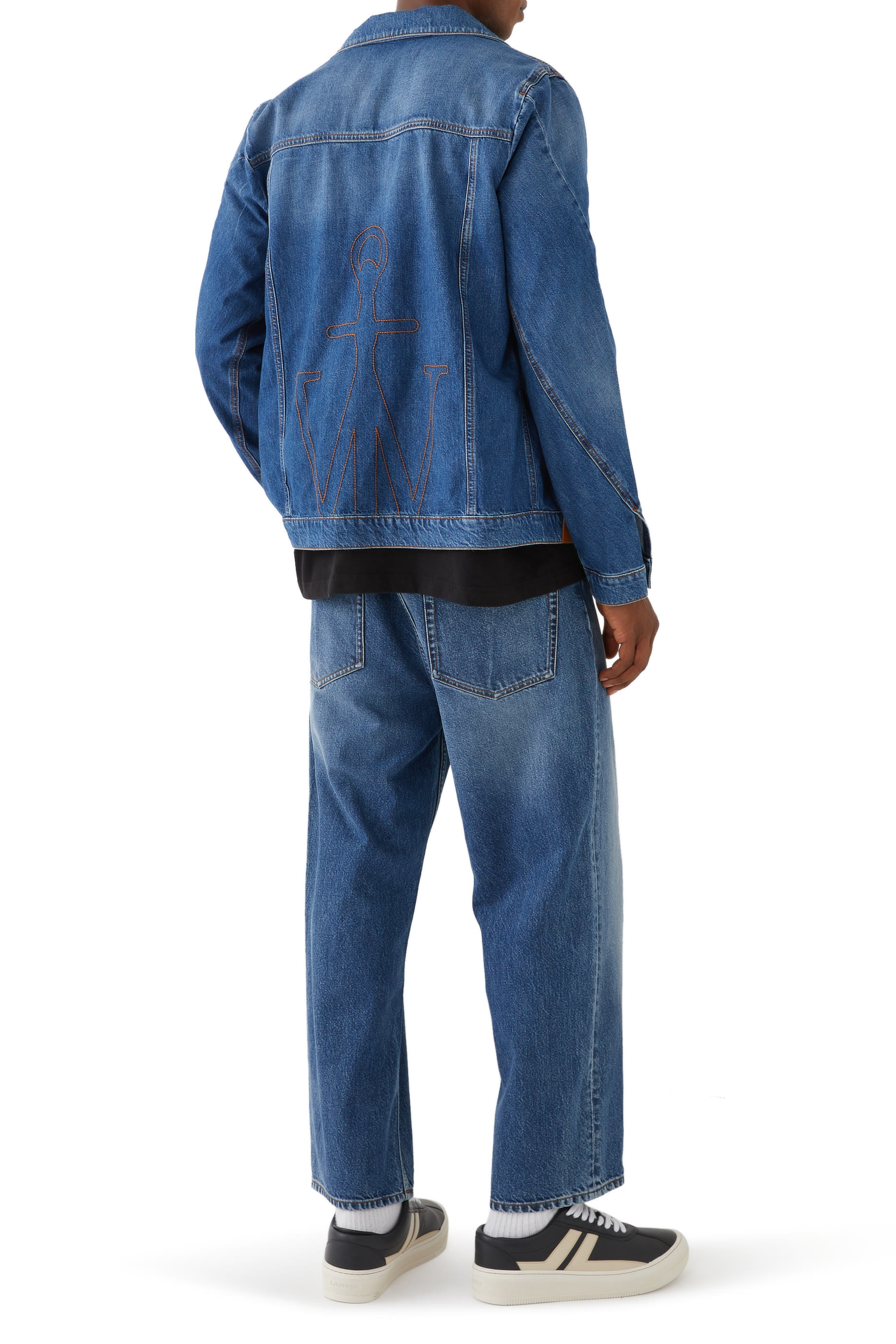 جاكيت دنيم بتصميم ملفوف