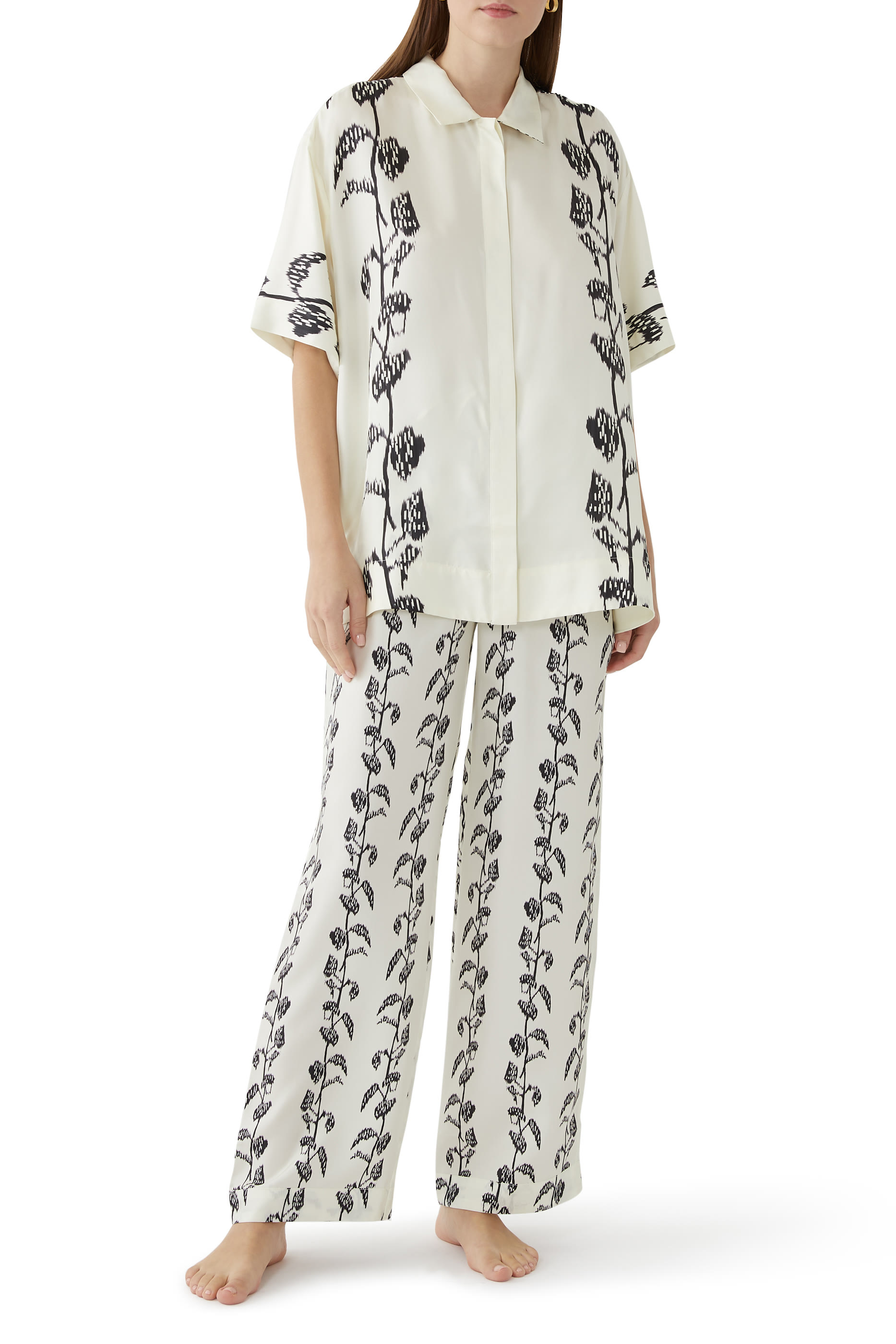 قميص بيجامة مونتوك بأكمام قصيرة حرير