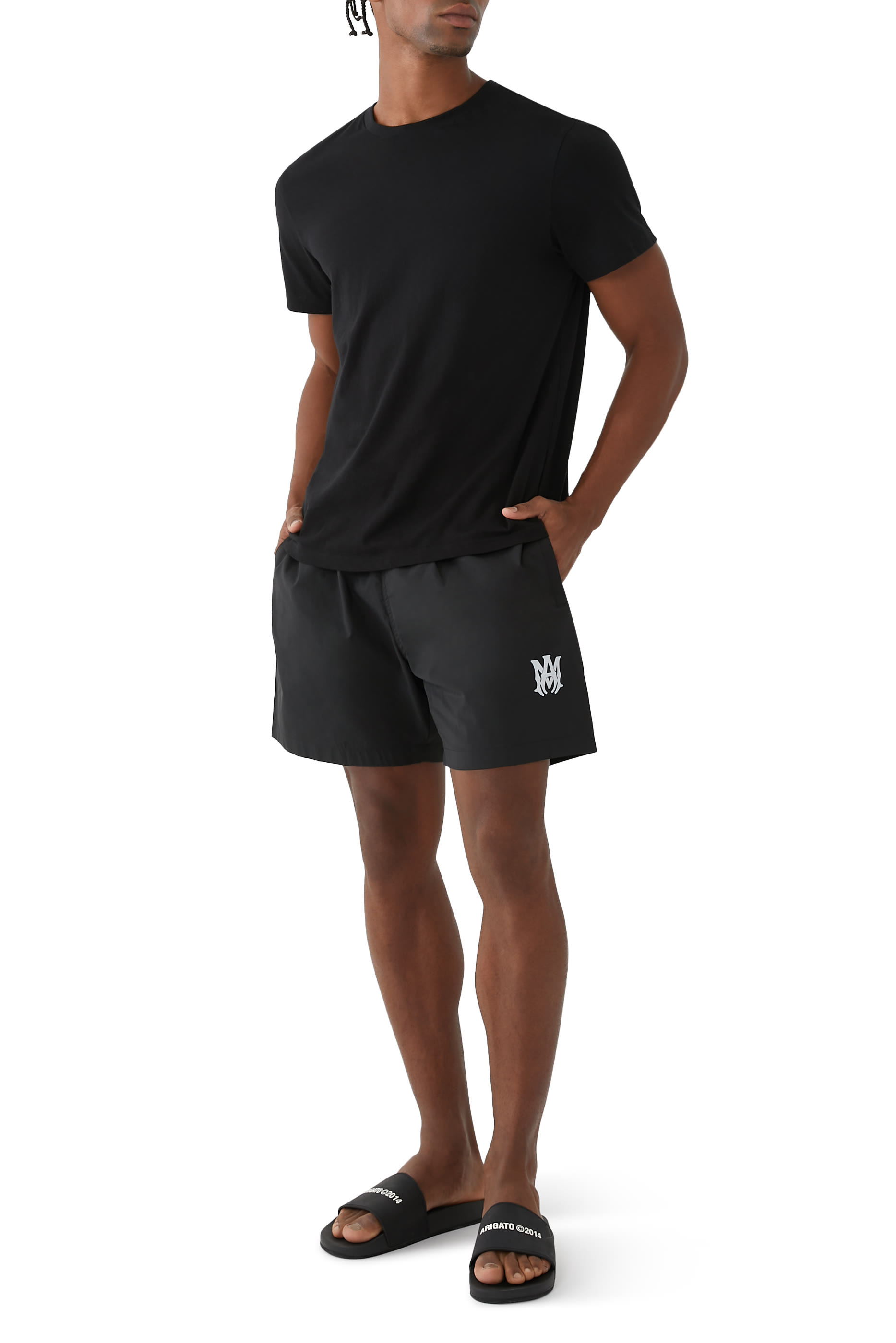 شورت سباحة بشعار الماركة