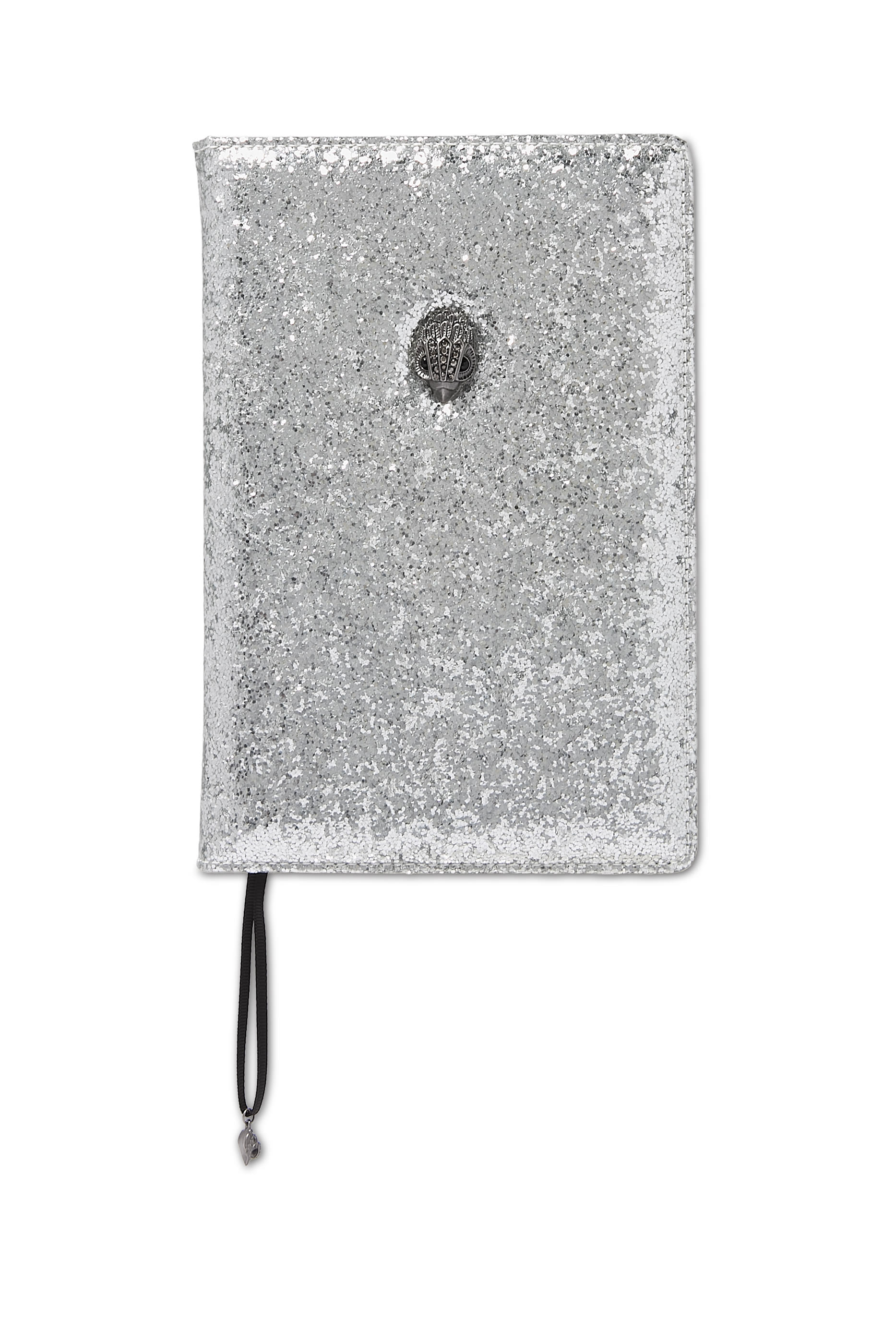 دفتر مزين بشعار الماركة