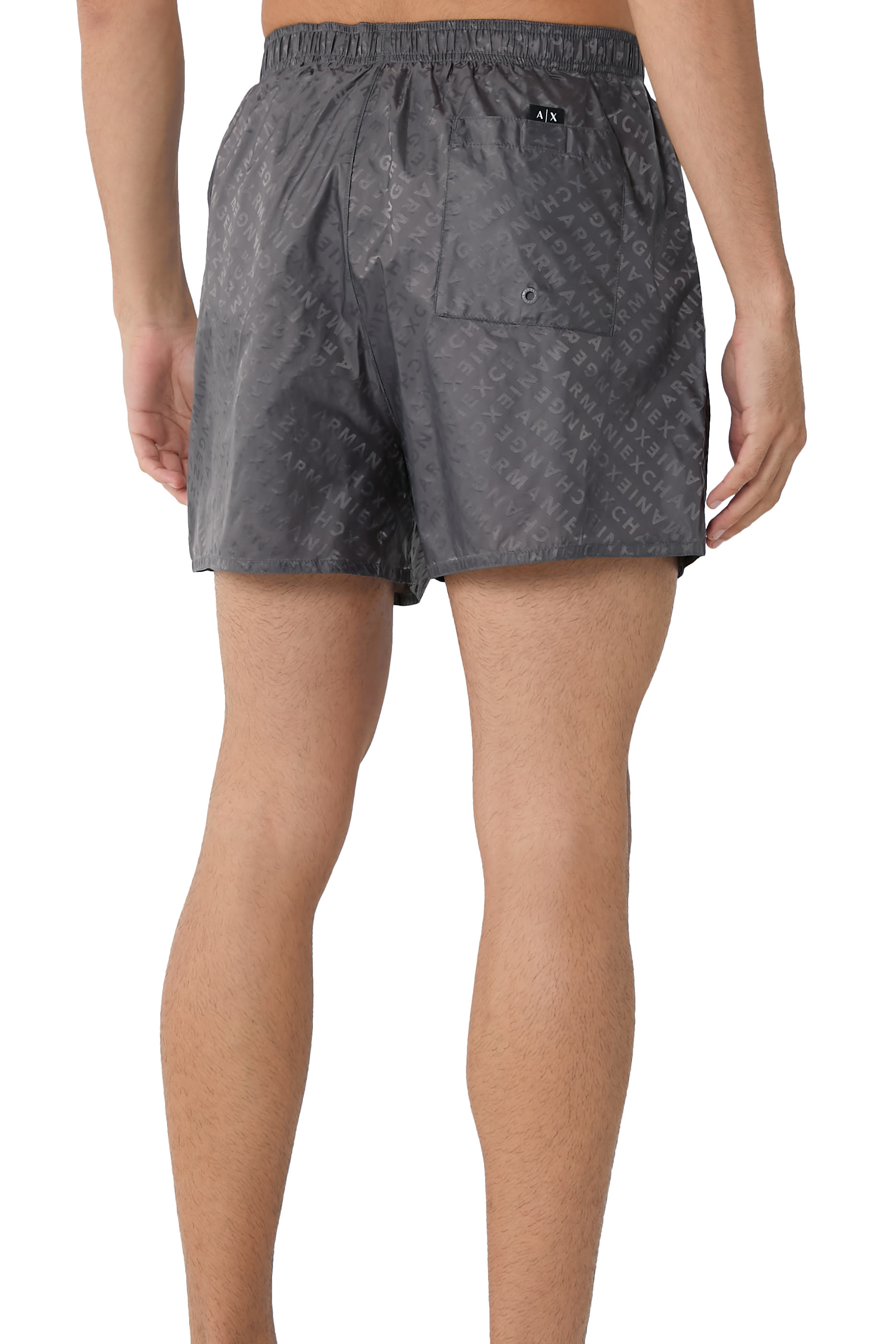 شورت سباحة بوكسر مزين بشعار الماركة بالكامل